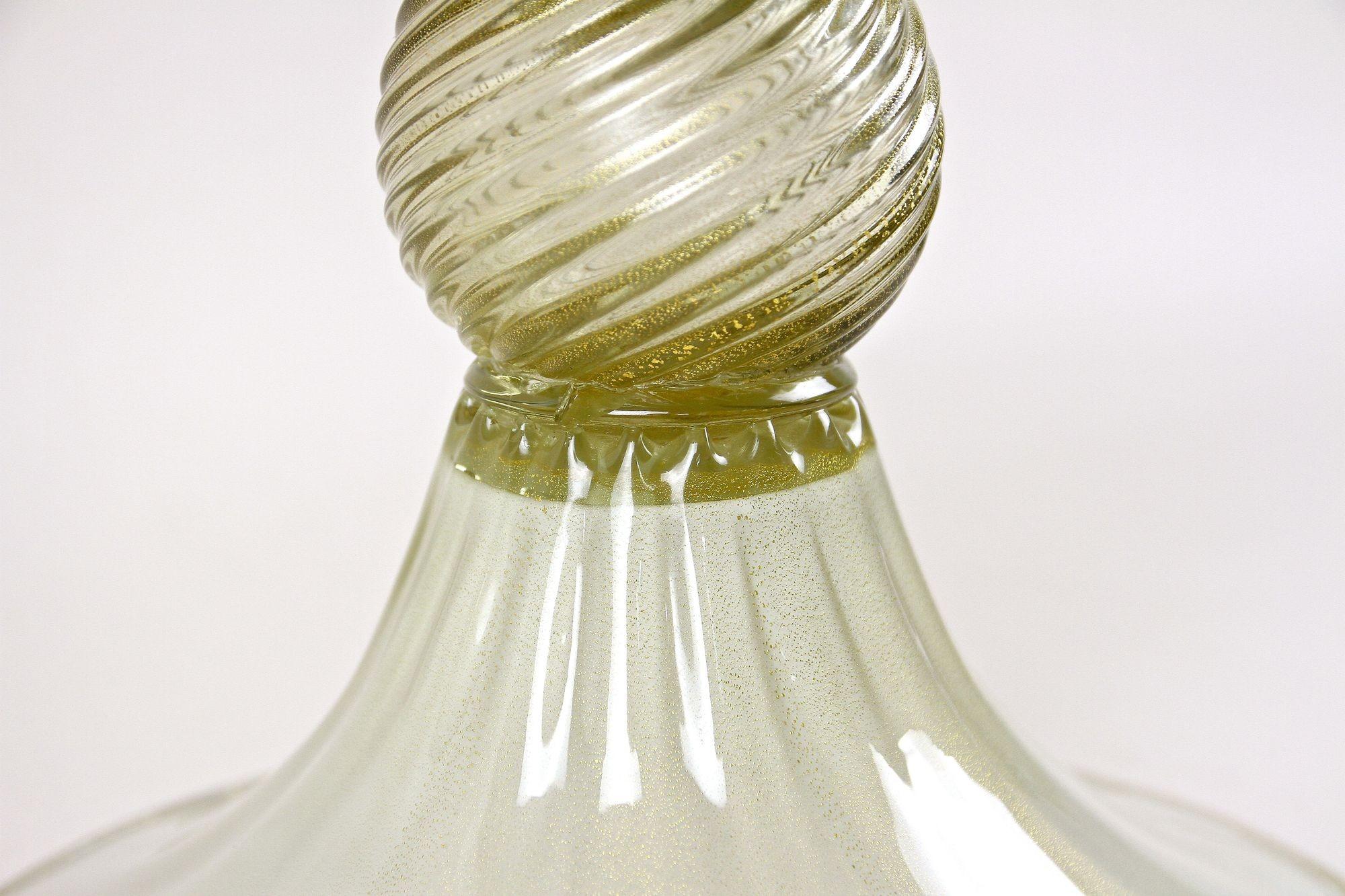 Large Murano Glass Amphora Vase by Gabbiani Venezia, Gold Infused, Italy 2000 For Sale 6