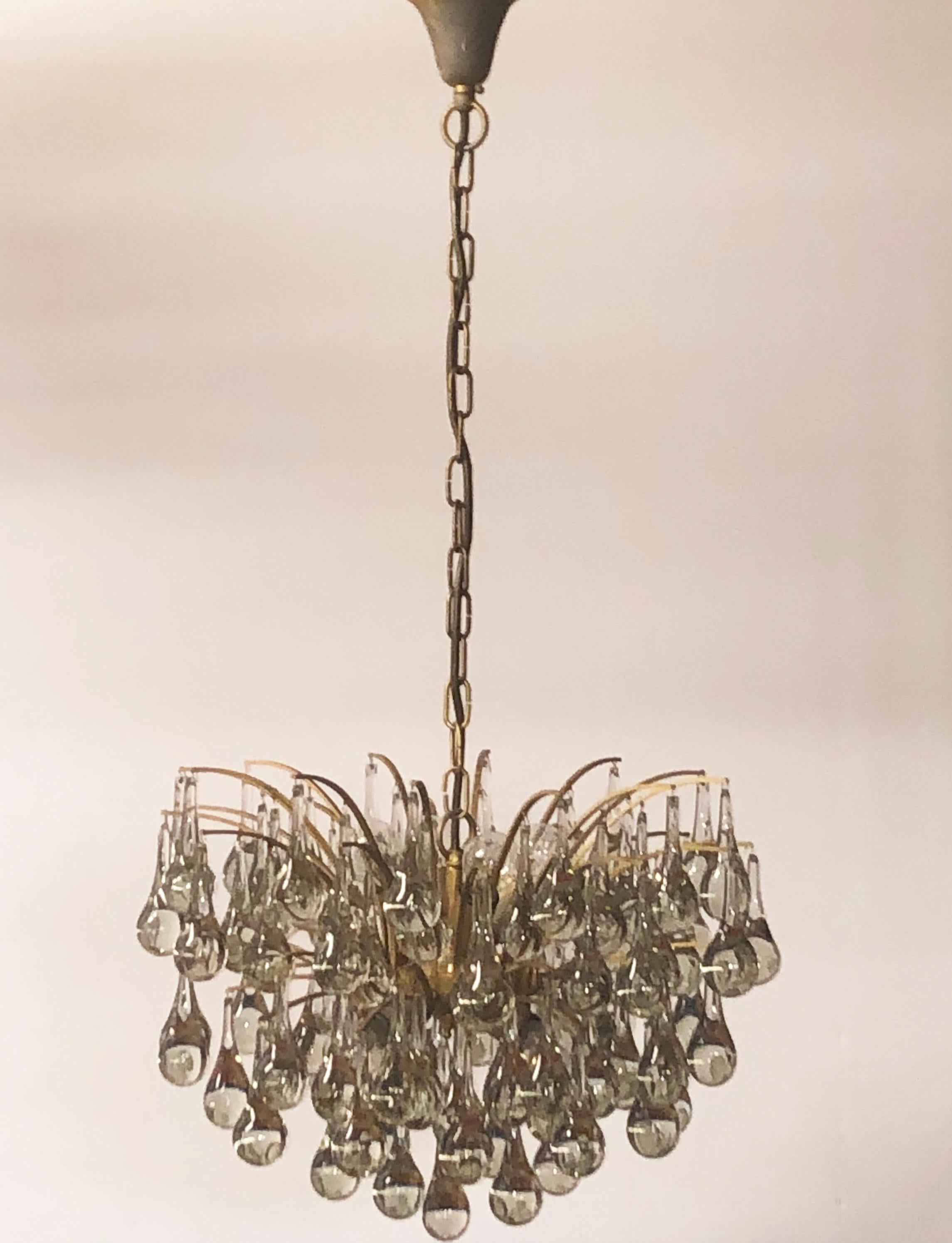 Large Murano Glass and Brass Tear Drop Chandelier by E. Palme, circa 1970s For Sale 3