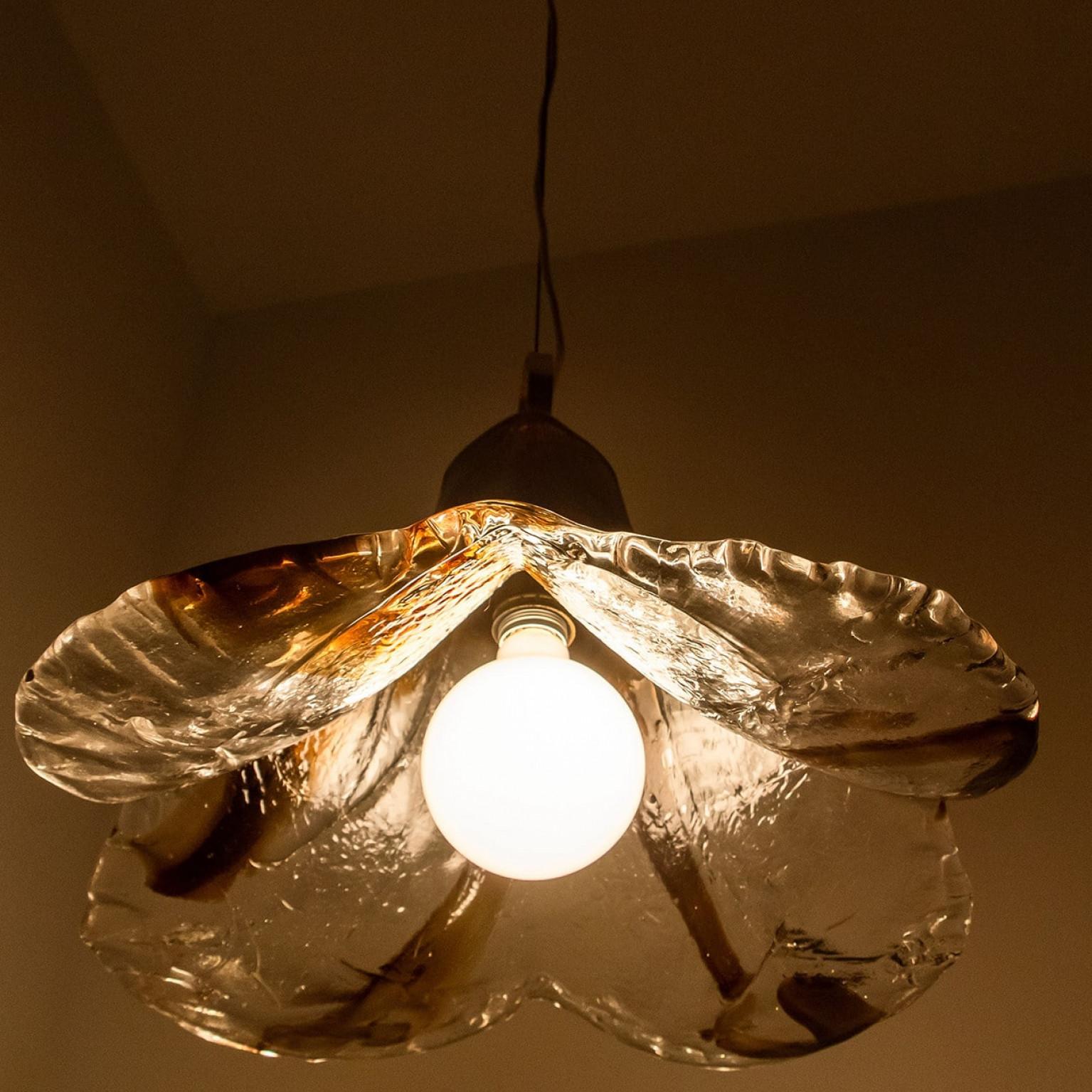 Grande lampadario a fiore marrone in vetro di Murano di Kalmar, Austria, 1970 in vendita 8