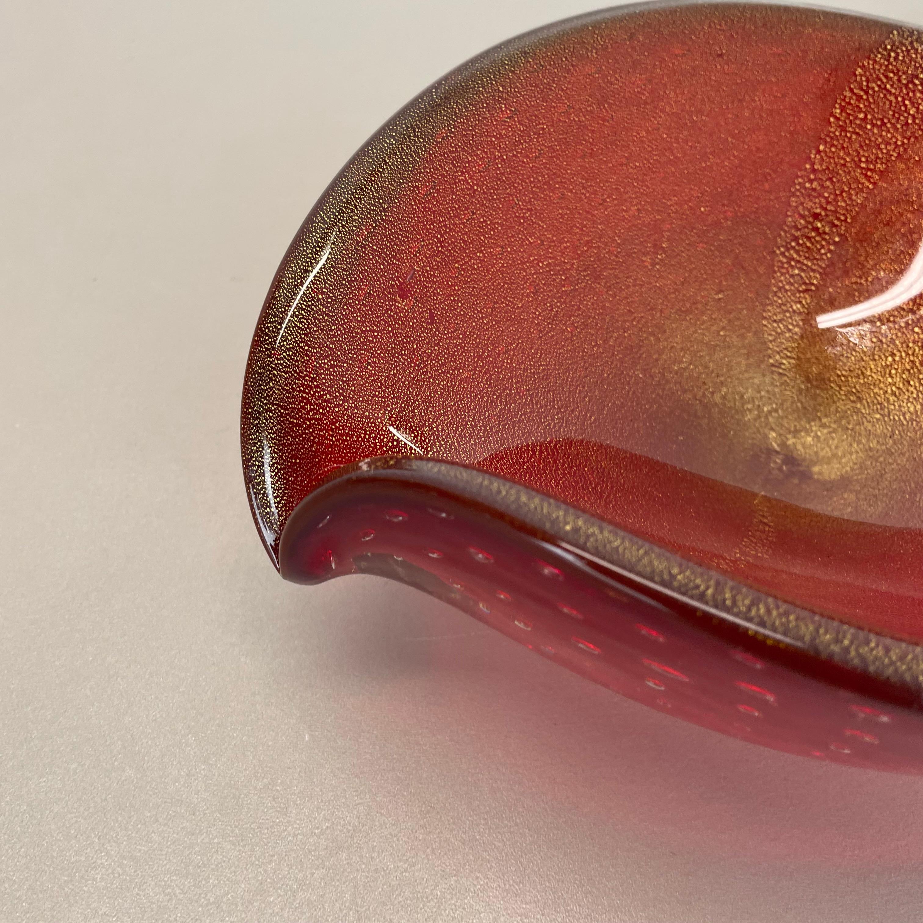 Grand bol bullicante en verre de Murano rouge-or coquillage Italie 1970 en vente 6