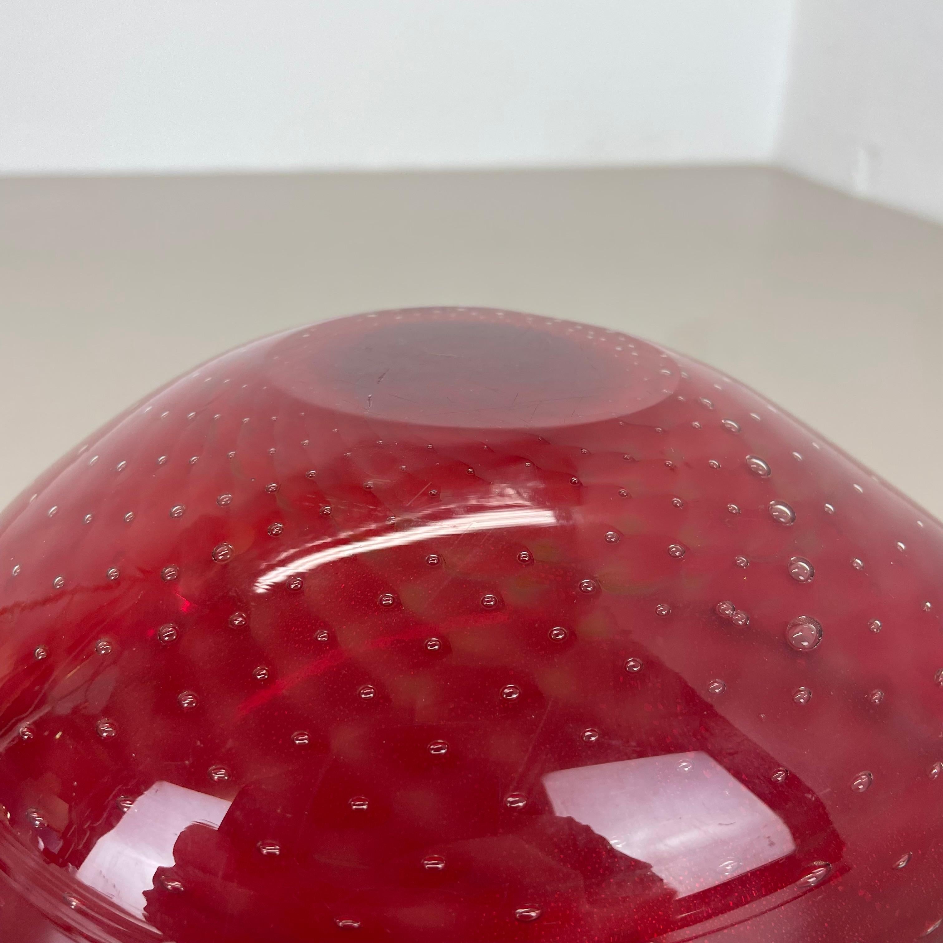 Grand bol bullicante en verre de Murano rouge-or coquillage Italie 1970 en vente 13