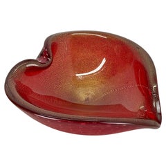 Grande ciotola in vetro di Murano Bullicante rosso-oro Elemento conchiglia Italia 1970
