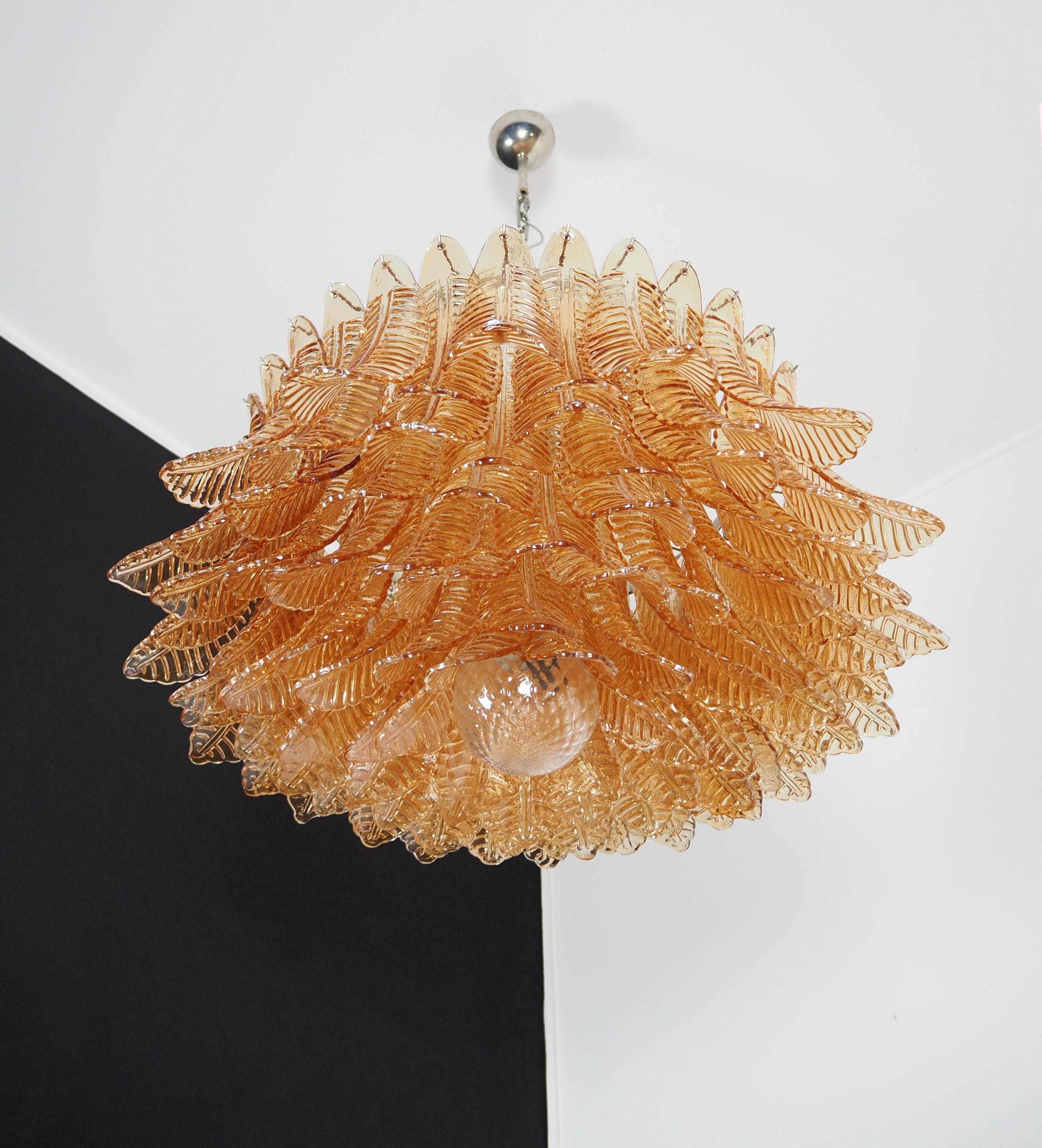 Gran araña de cristal de Murano -100 vidrios Felci ámbar en Bueno estado para la venta en Gaiarine Frazione Francenigo (TV), IT
