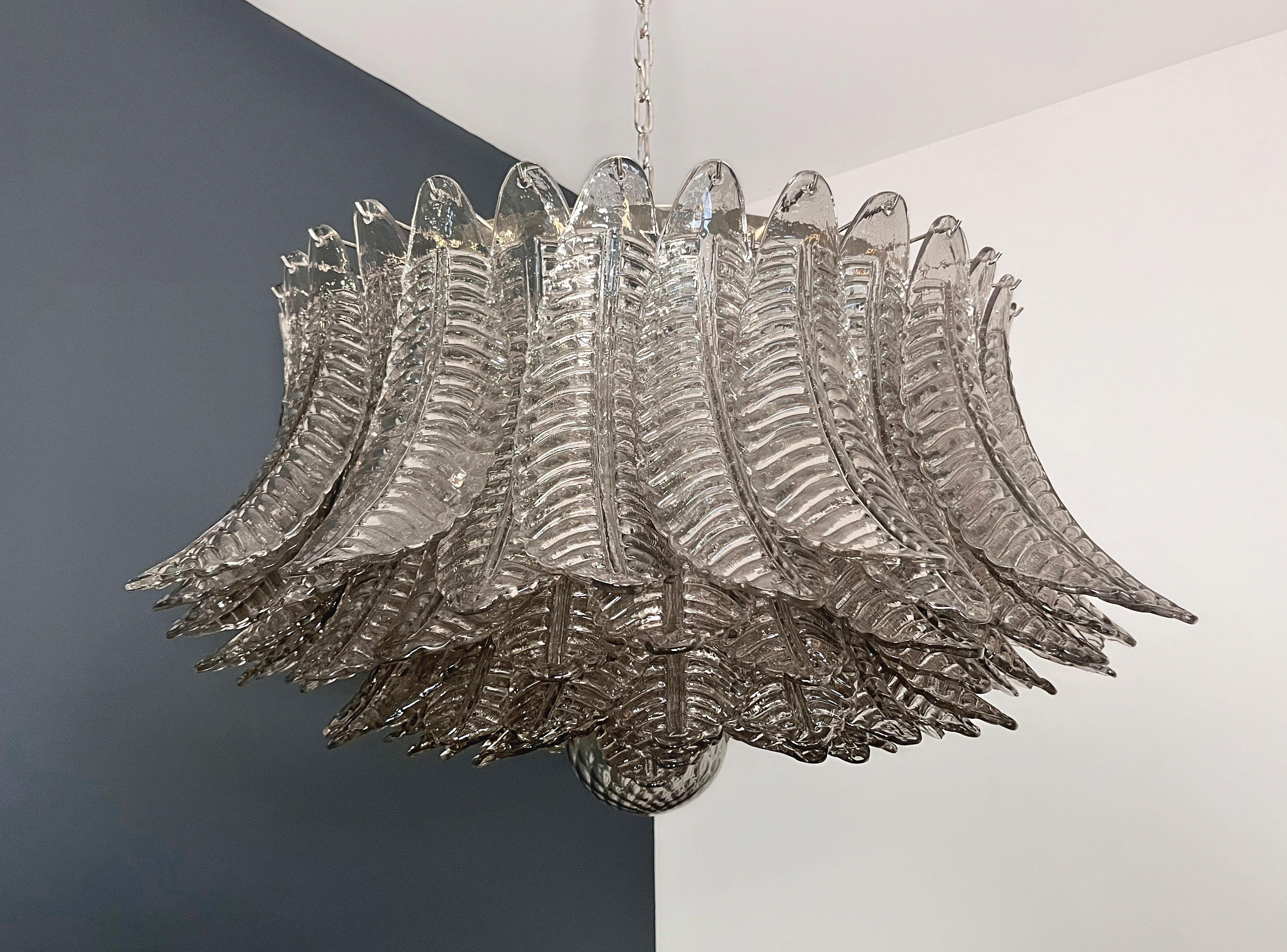 Gran araña de cristal de Murano -100 vidrios ahumados Felci en venta 3