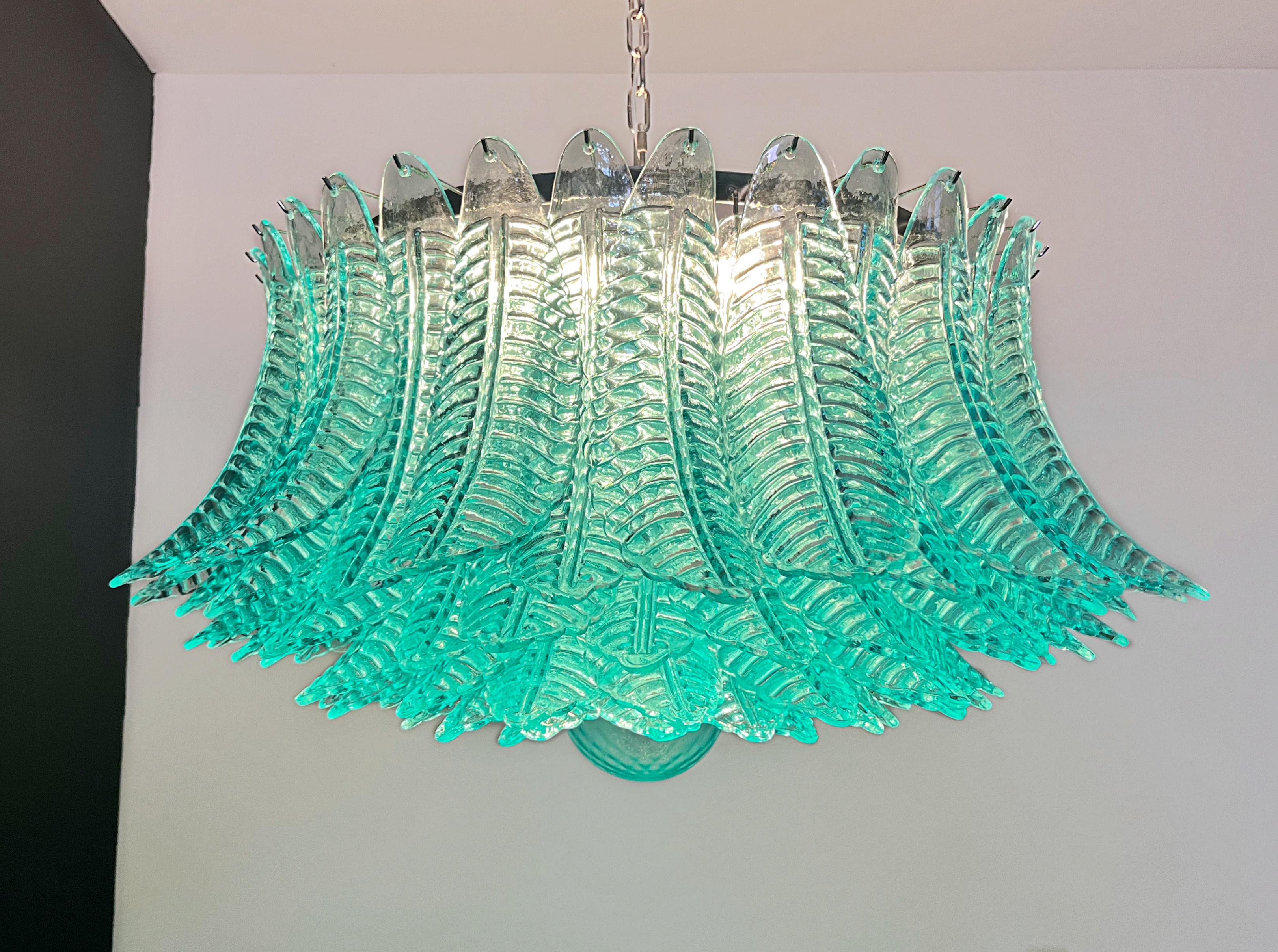 Large Murano glass Chandelier -100 turquoise Felci glasses For Sale 10