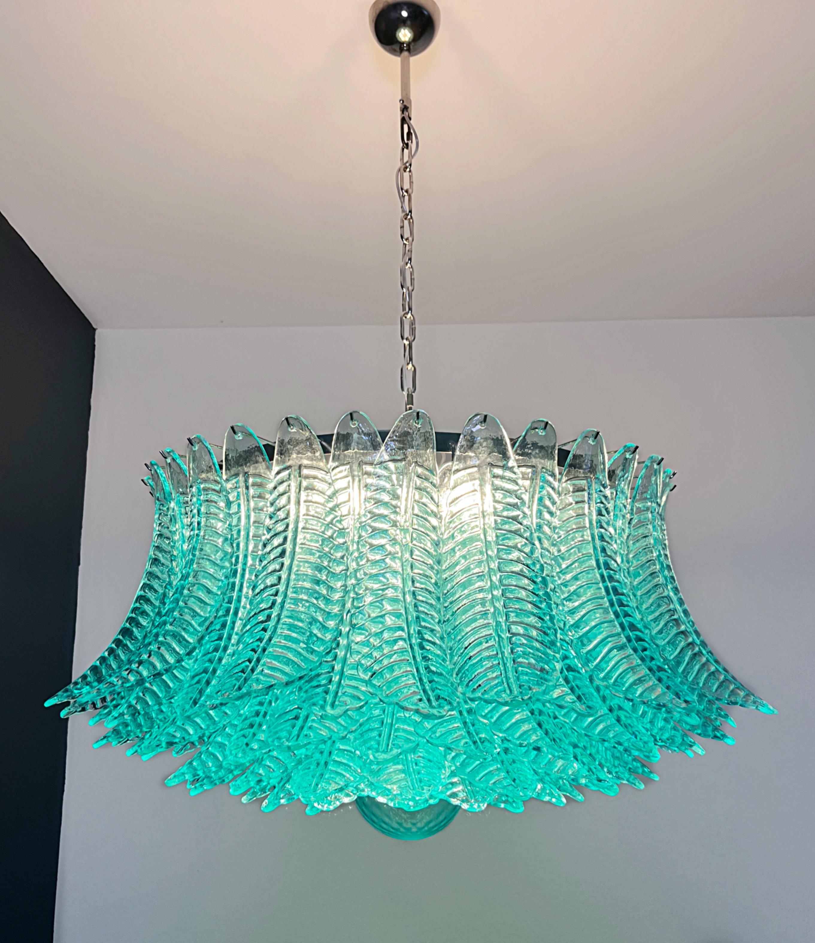 Large Murano glass Chandelier -100 turquoise Felci glasses For Sale 11