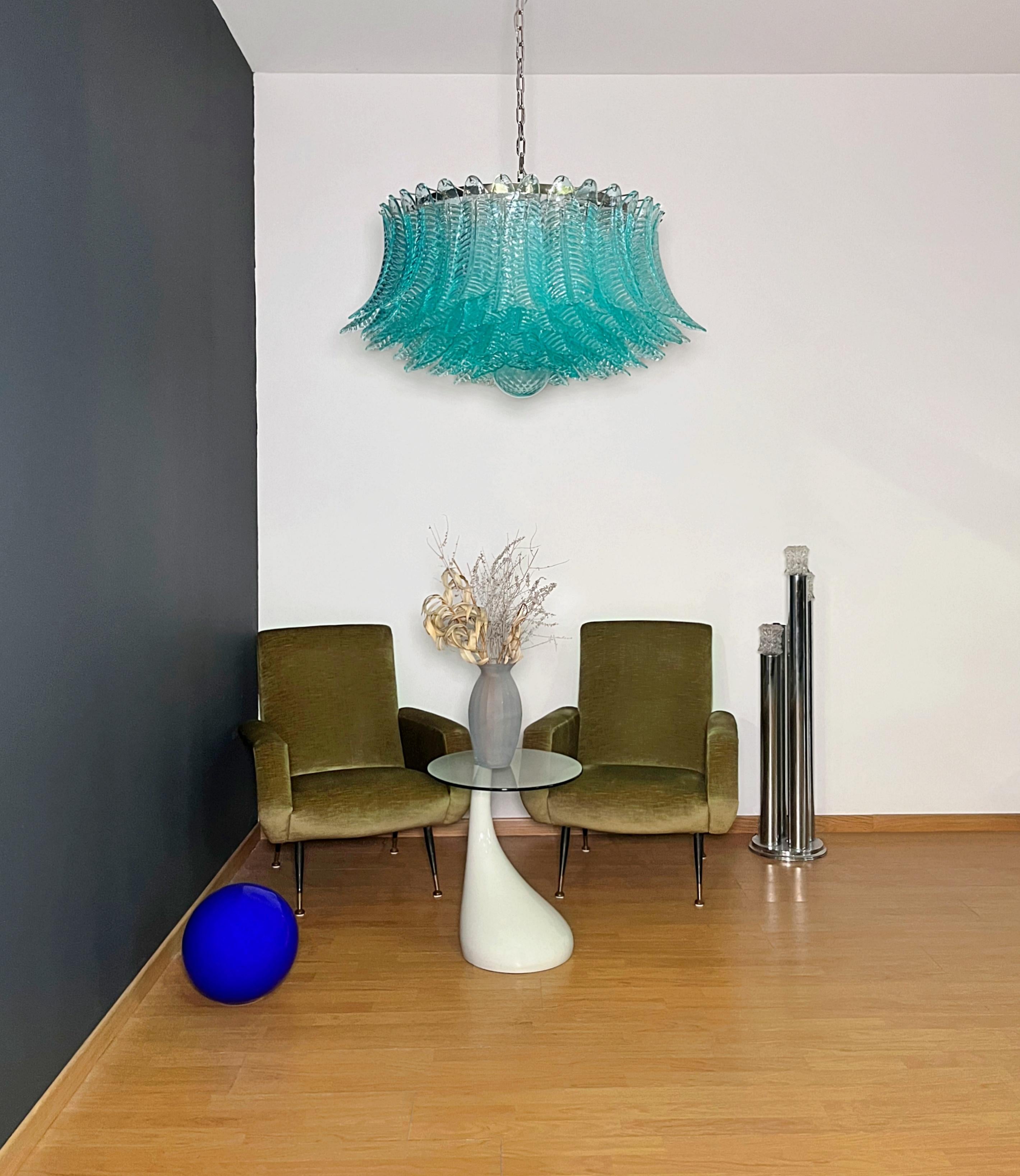 Italian Large Murano glass Chandelier -100 turquoise Felci glasses For Sale