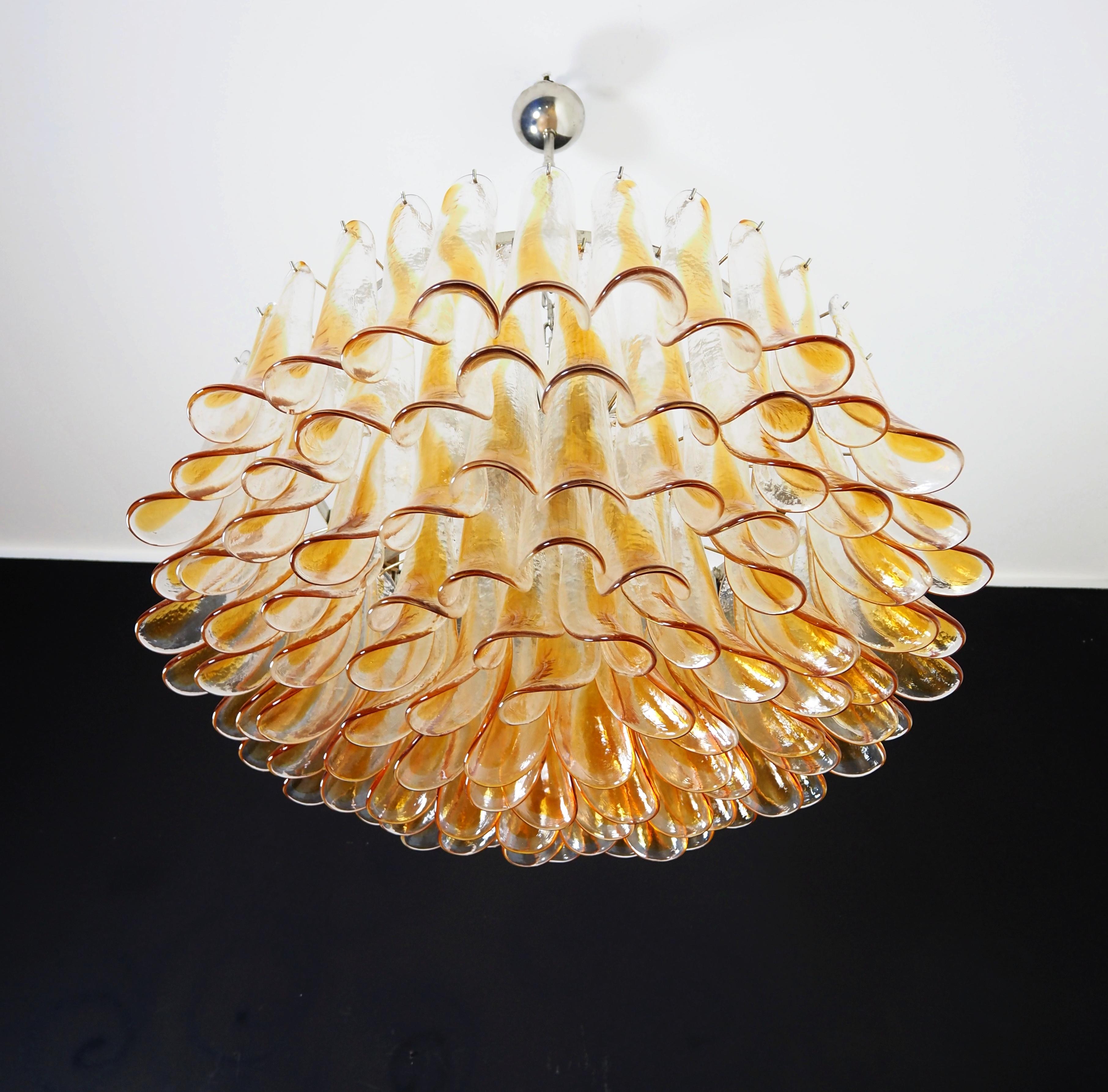 Galvanizzato Large Murano glass Chandelier -101 amber transparent glass petal in vendita