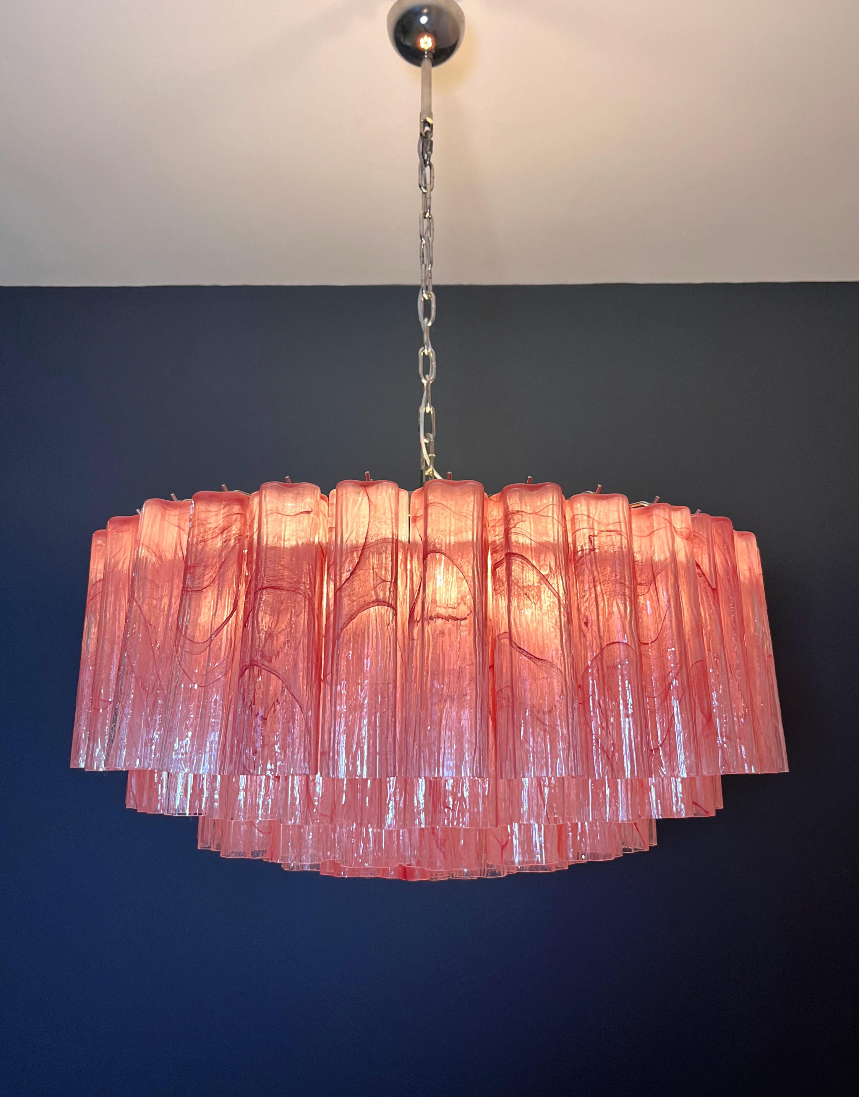 Grand lustre en verre de Murano -101 tube de verre albâtre rose 6