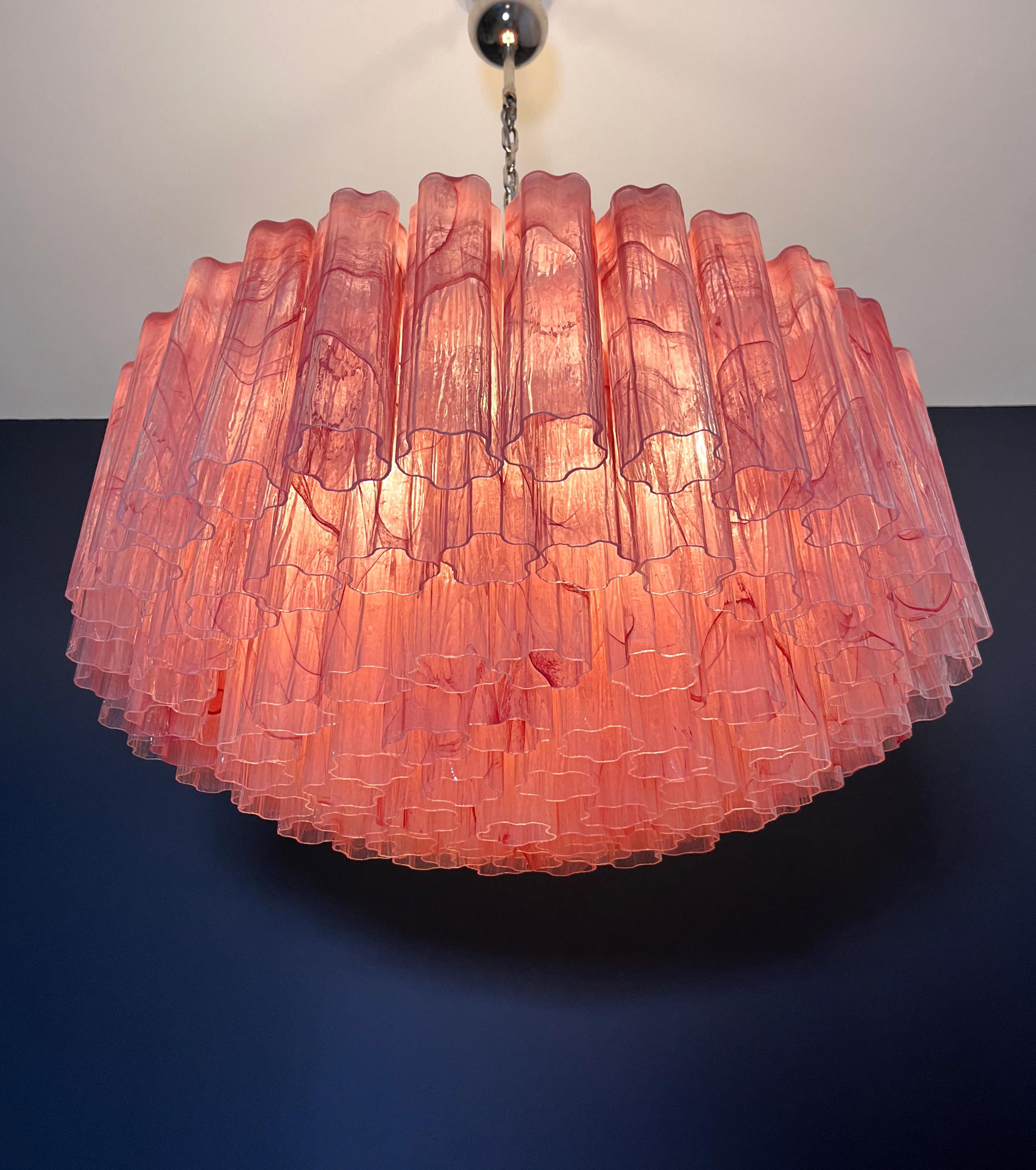 Grand lustre en verre de Murano -101 tube de verre albâtre rose 7