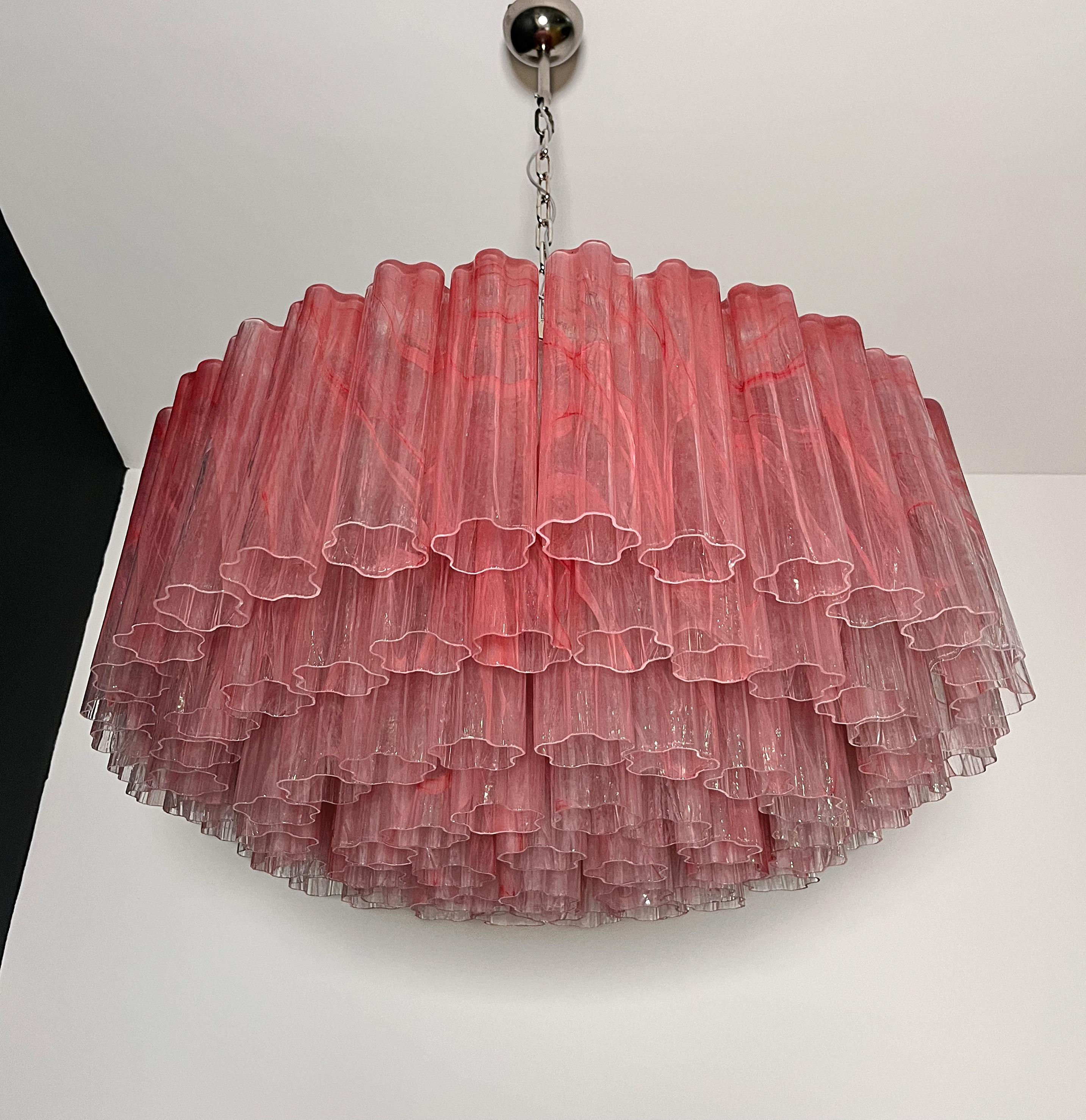 Grand lustre en verre de Murano -101 tube de verre albâtre rose 1