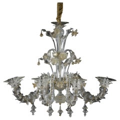 Grand lustre en verre de Murano décoré d'or