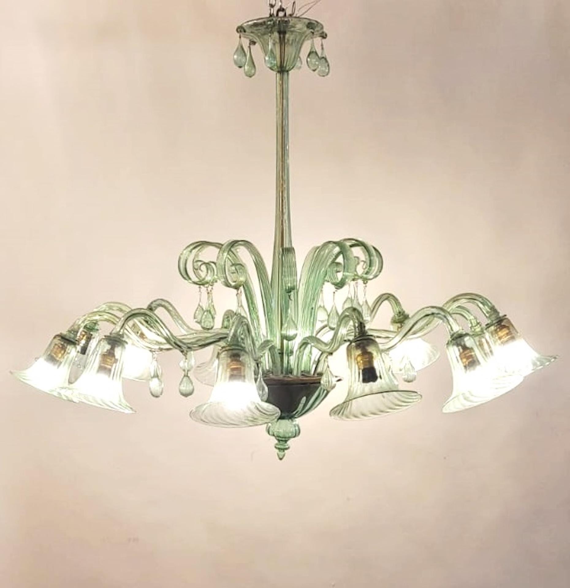 Großer Kronleuchter aus Muranoglas, grün (Moderne der Mitte des Jahrhunderts) im Angebot