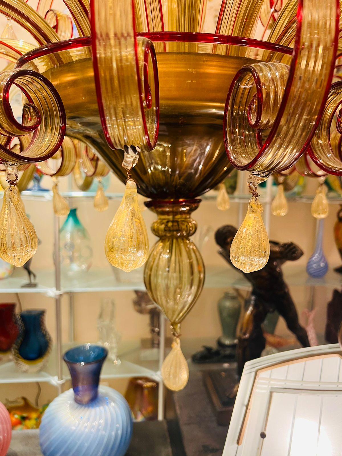 Large Murano glass chandelier Venini amber and rubi circa 1930 In Good Condition For Sale In Rio De Janeiro, RJ