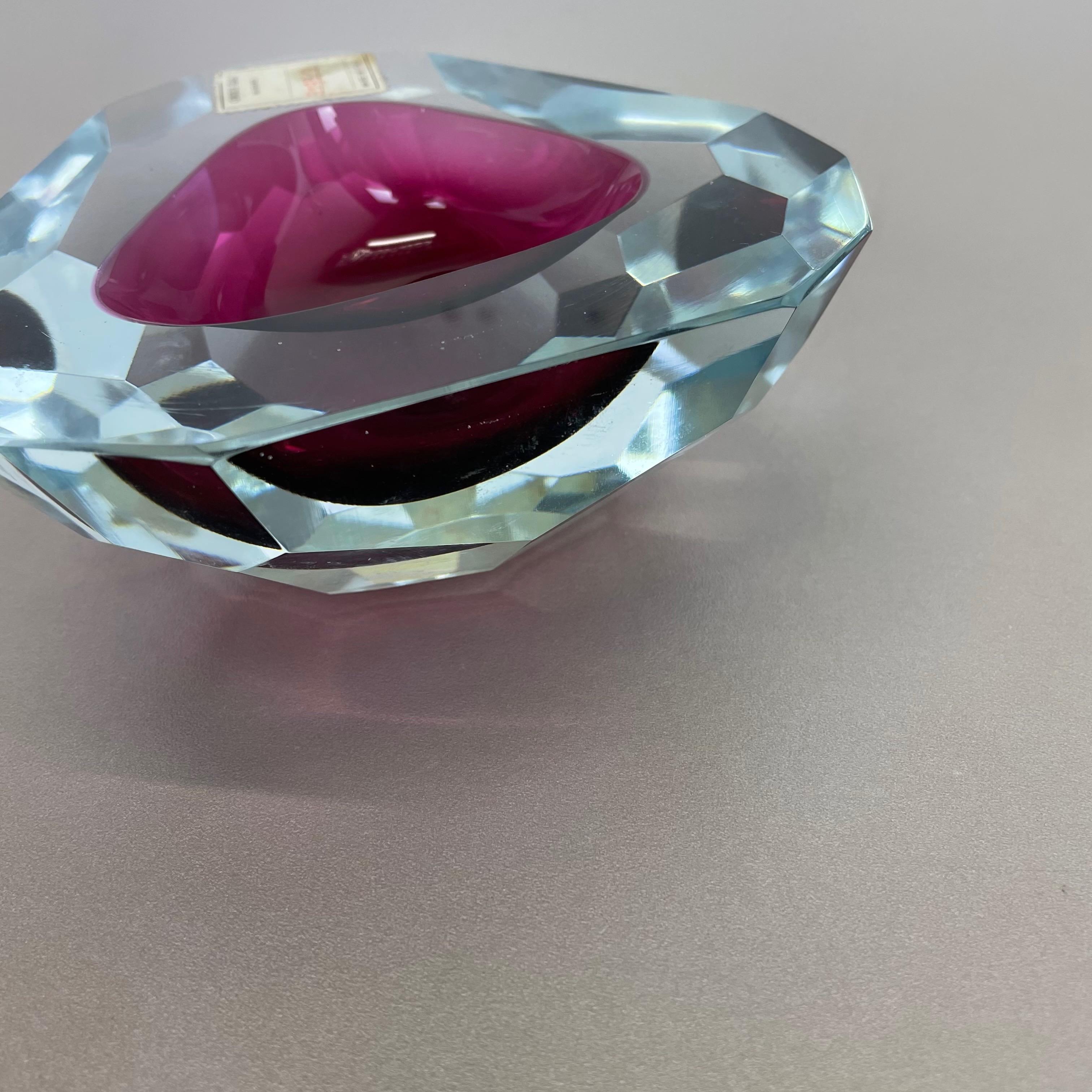 Large Murano Glass Faceted Sommerso Bowl Ashtray by Cenedese, Murano Italy 1970s 11