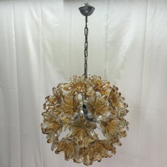 Large Murano Glass Flower Sputnik Chandelier in the Manner of Venini, 1970s