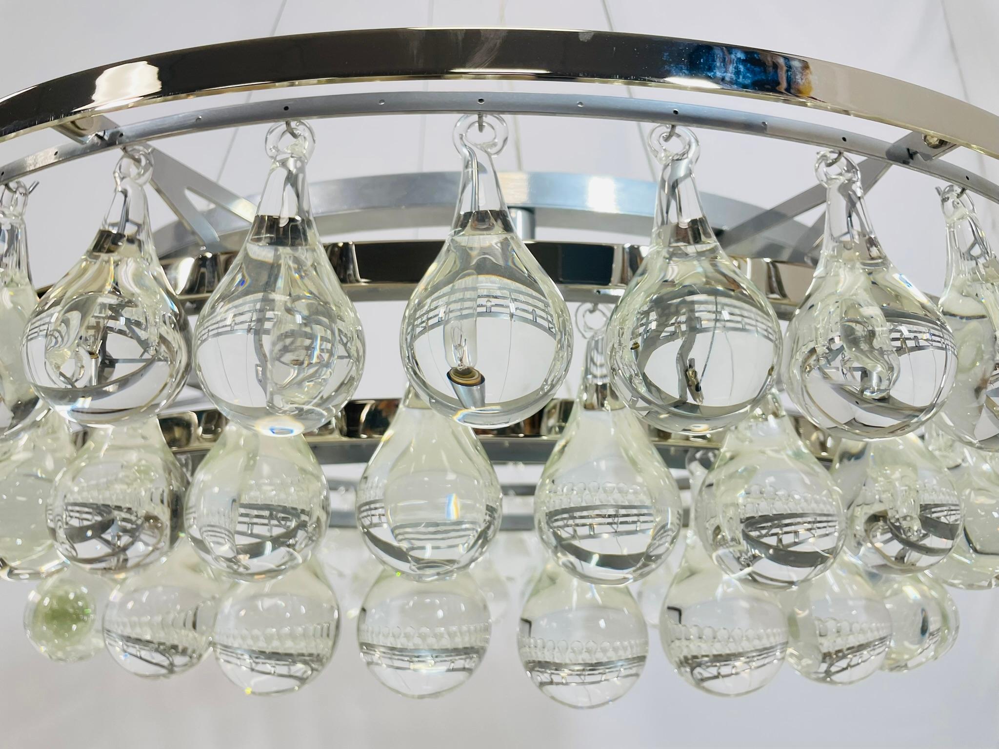 Gran araña de cristal de Murano y marco de níquel en venta 3