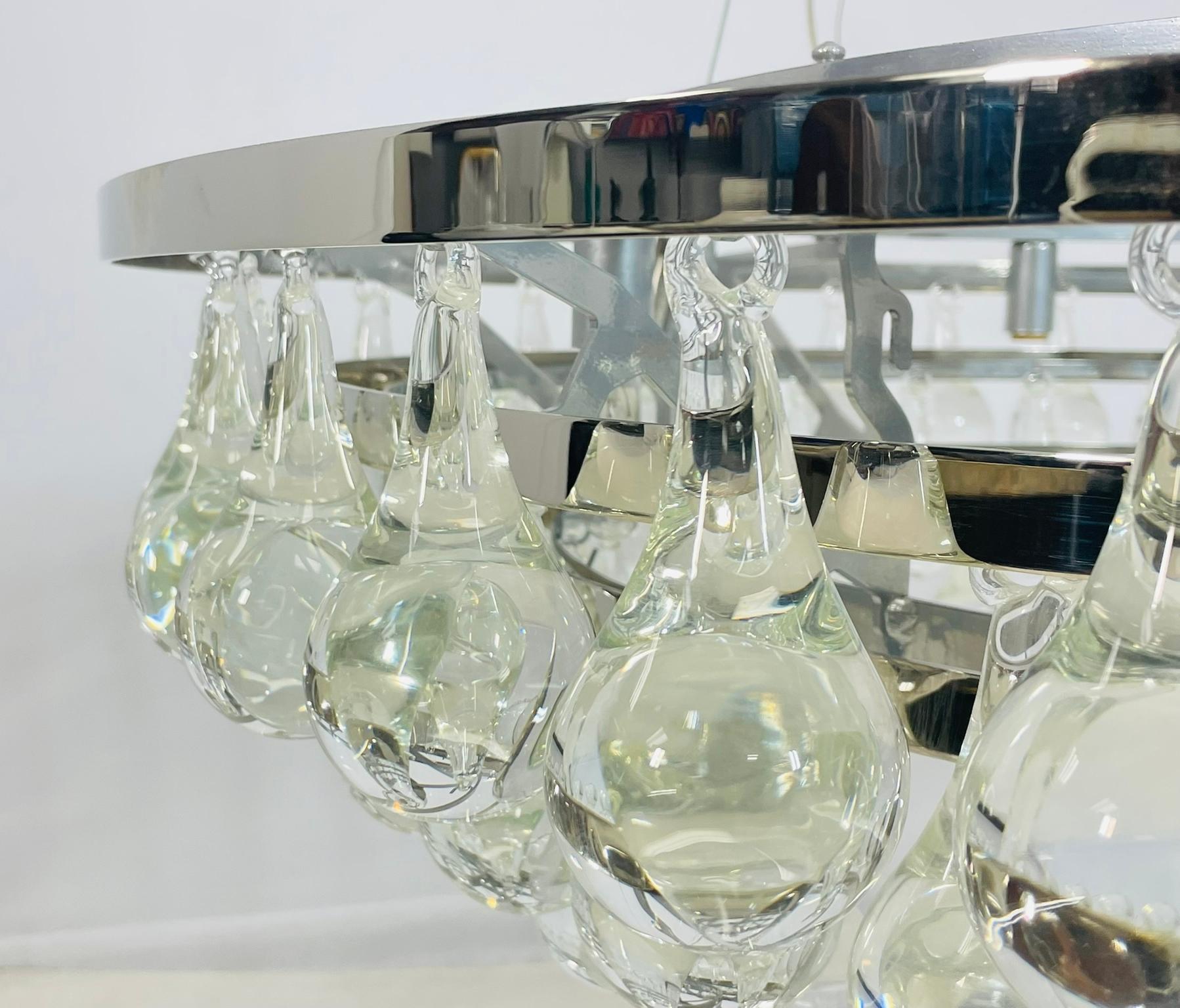 Gran araña de cristal de Murano y marco de níquel en venta 1