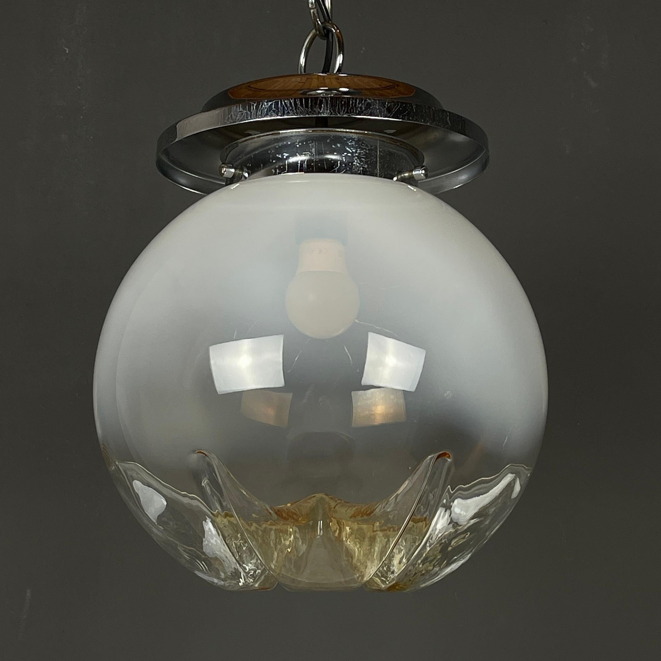 Large murano glass pendant lamp by Mazzega Italy 1960s  In Good Condition For Sale In Miklavž Pri Taboru, SI