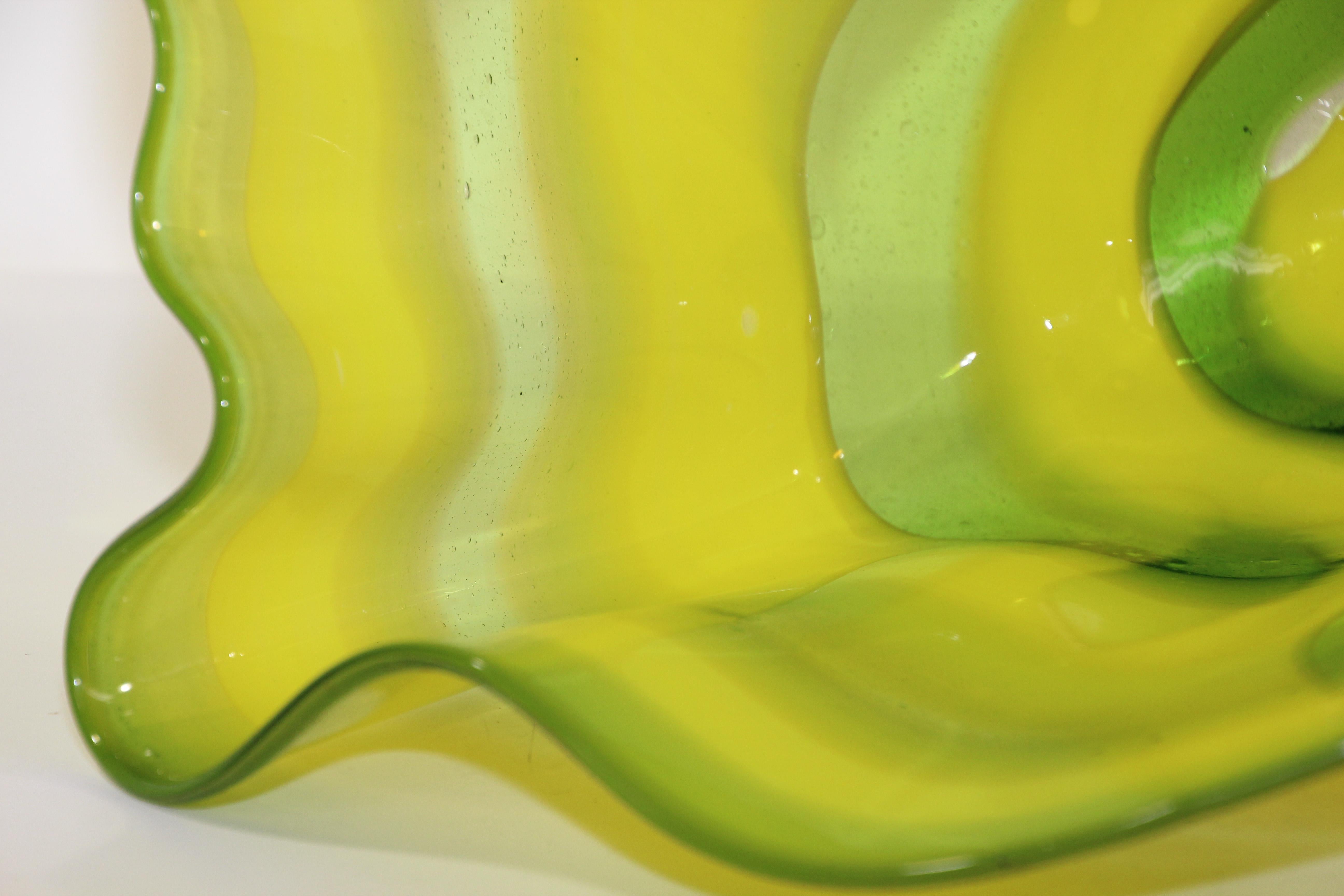 20th Century Large Murano Glass Sea form Yellow and Green Bowl, in the Style of Chihuly For Sale