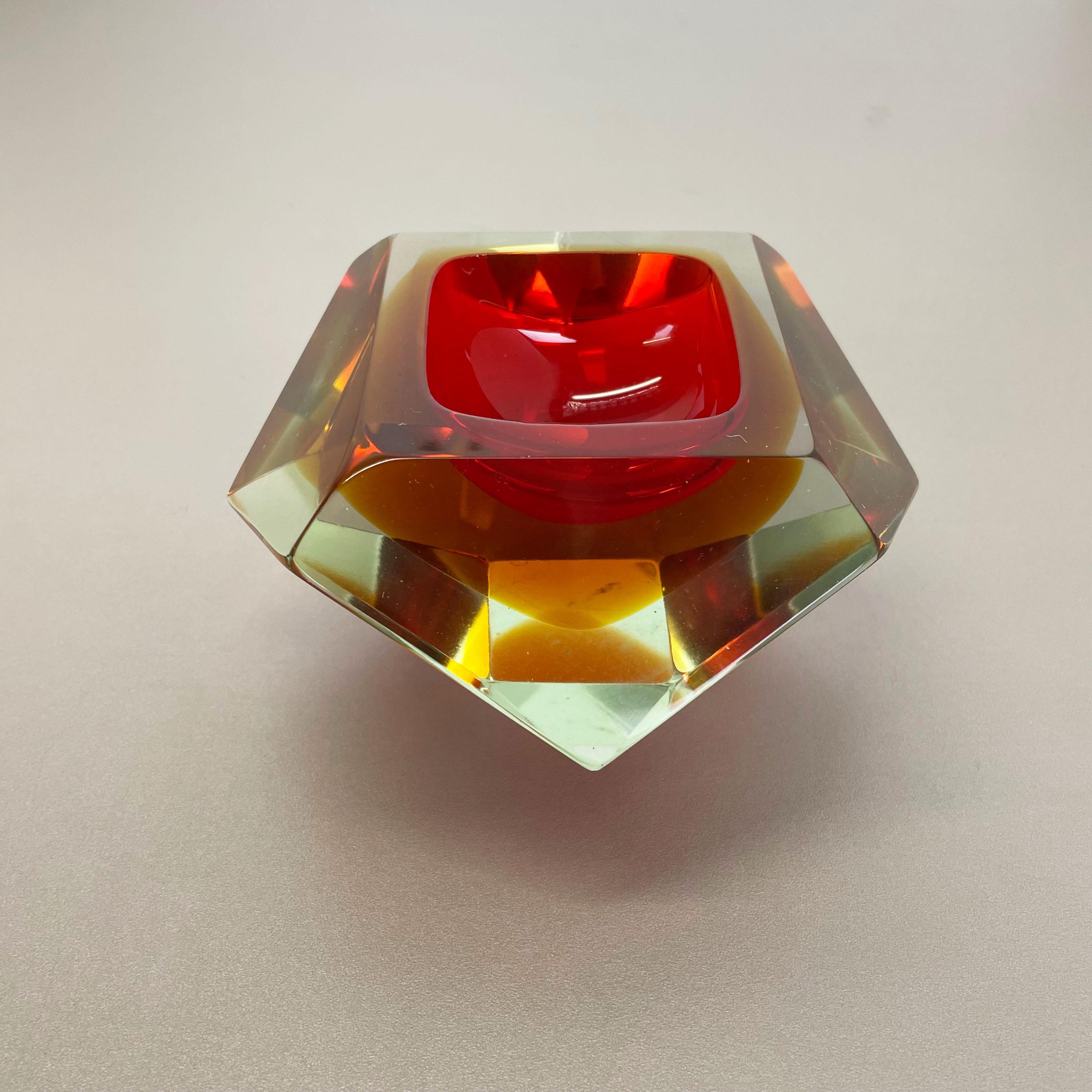 Murano Glass Sommerso DIAMOND Bowl Ashtray Element by Flavio Poli, Italy, 1970s In Good Condition In Kirchlengern, DE