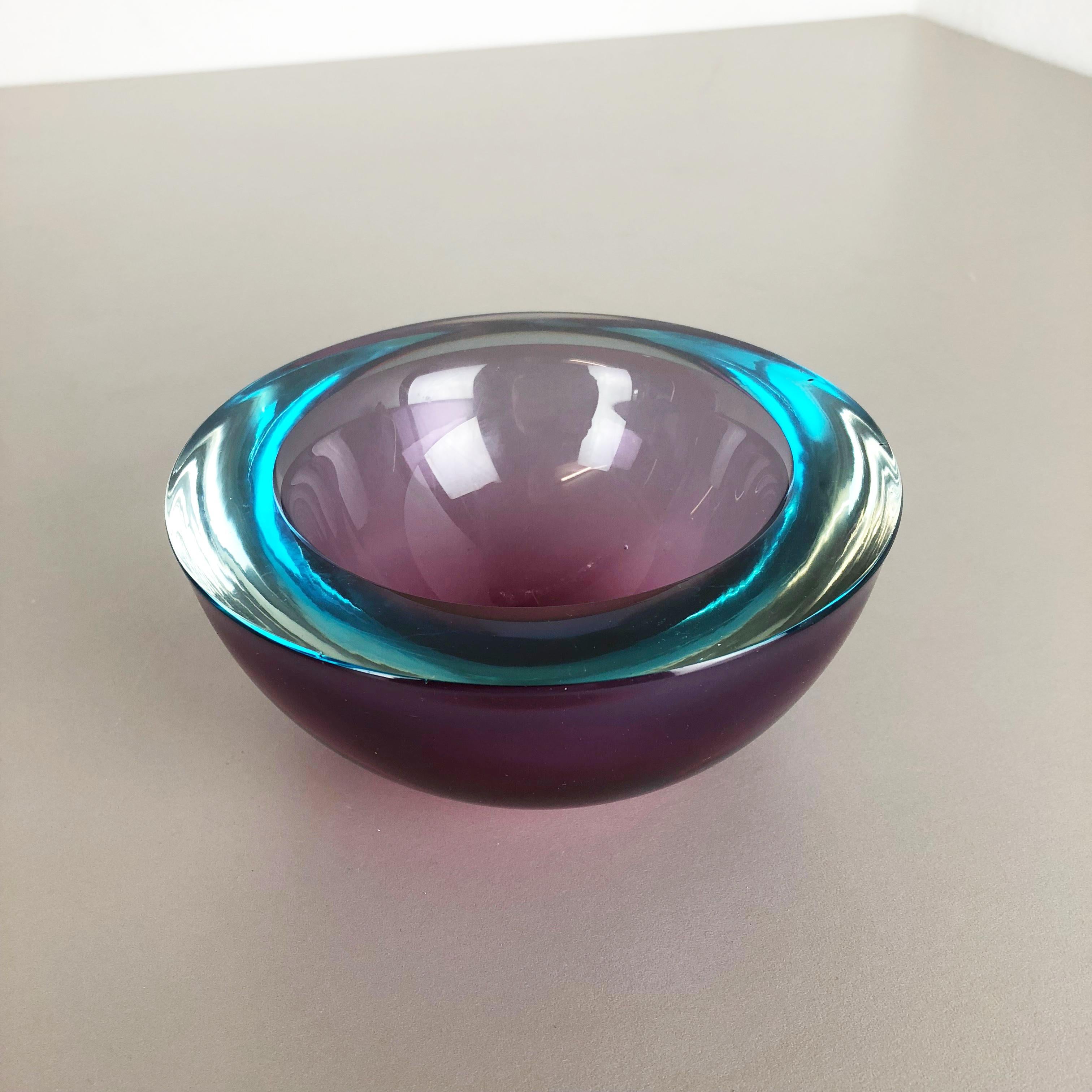 Large Murano Glass Sommerso Bowl Element Flavio Poli, Attributed, Italy, 1970s In Good Condition In Kirchlengern, DE