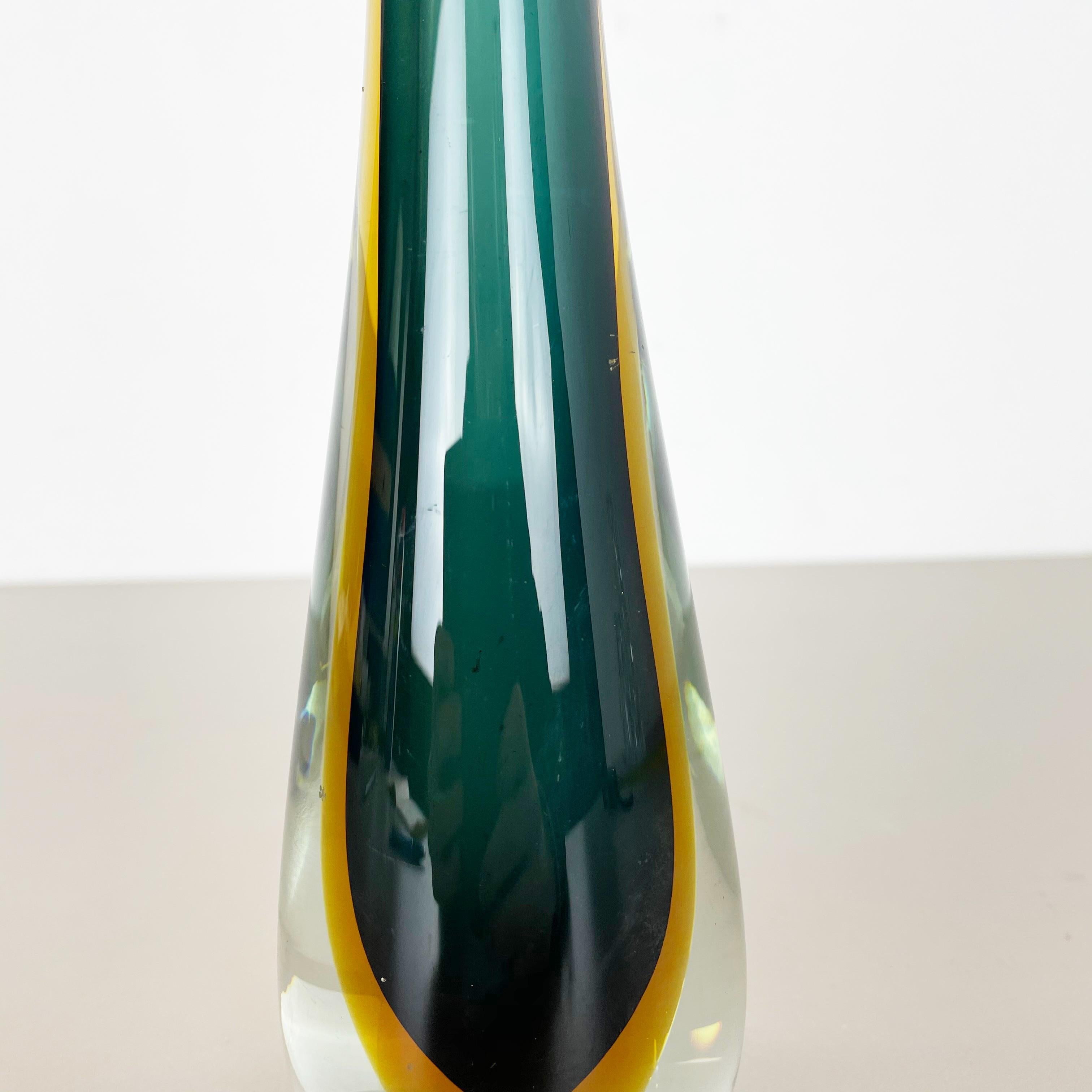 Large Murano Glass Sommerso Vase Designed by Flavio Poli Attributed Italy 1970s In Good Condition For Sale In Kirchlengern, DE