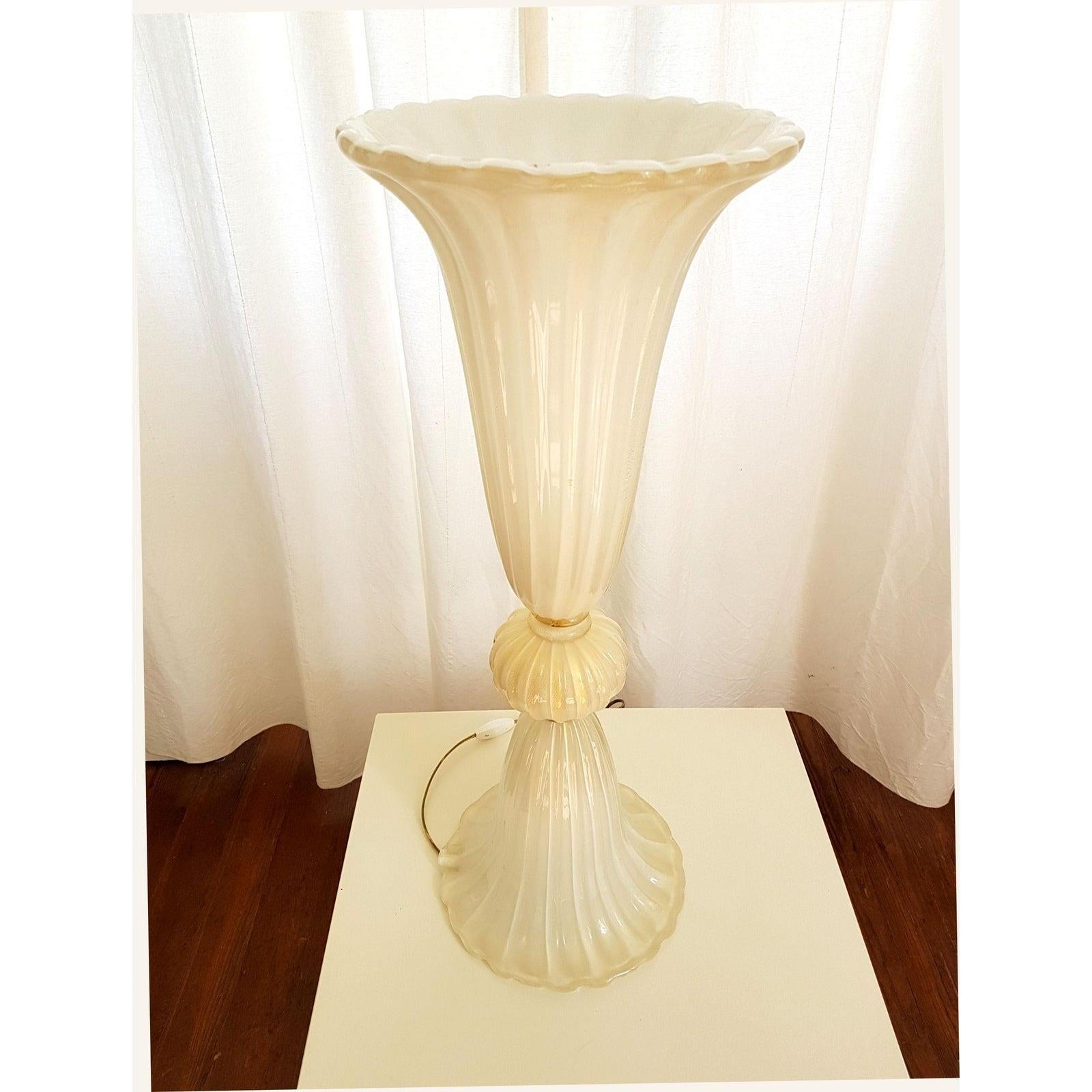 Mid-Century Modern Grandes lampes de bureau/de chevet en verre de Murano de style Barovier - une paire