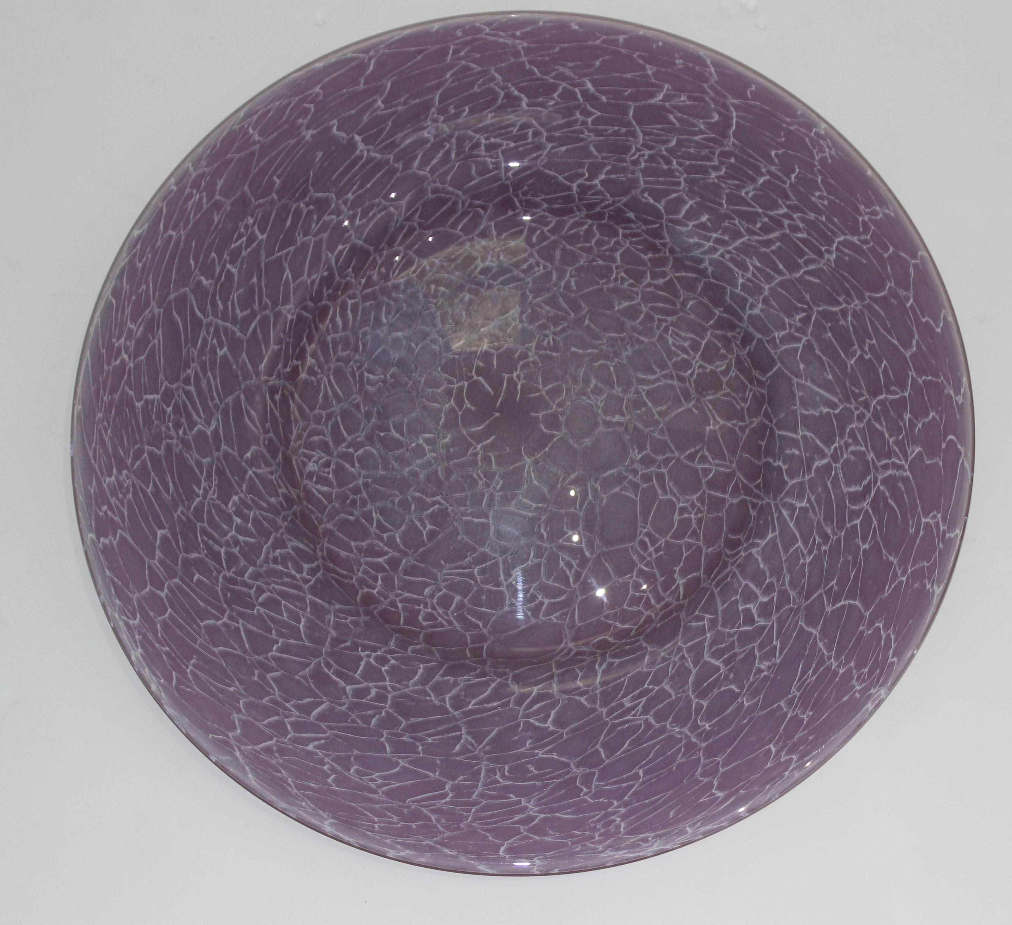 Murano glass tray platter in soft violet coloration, Italy, 1980s.