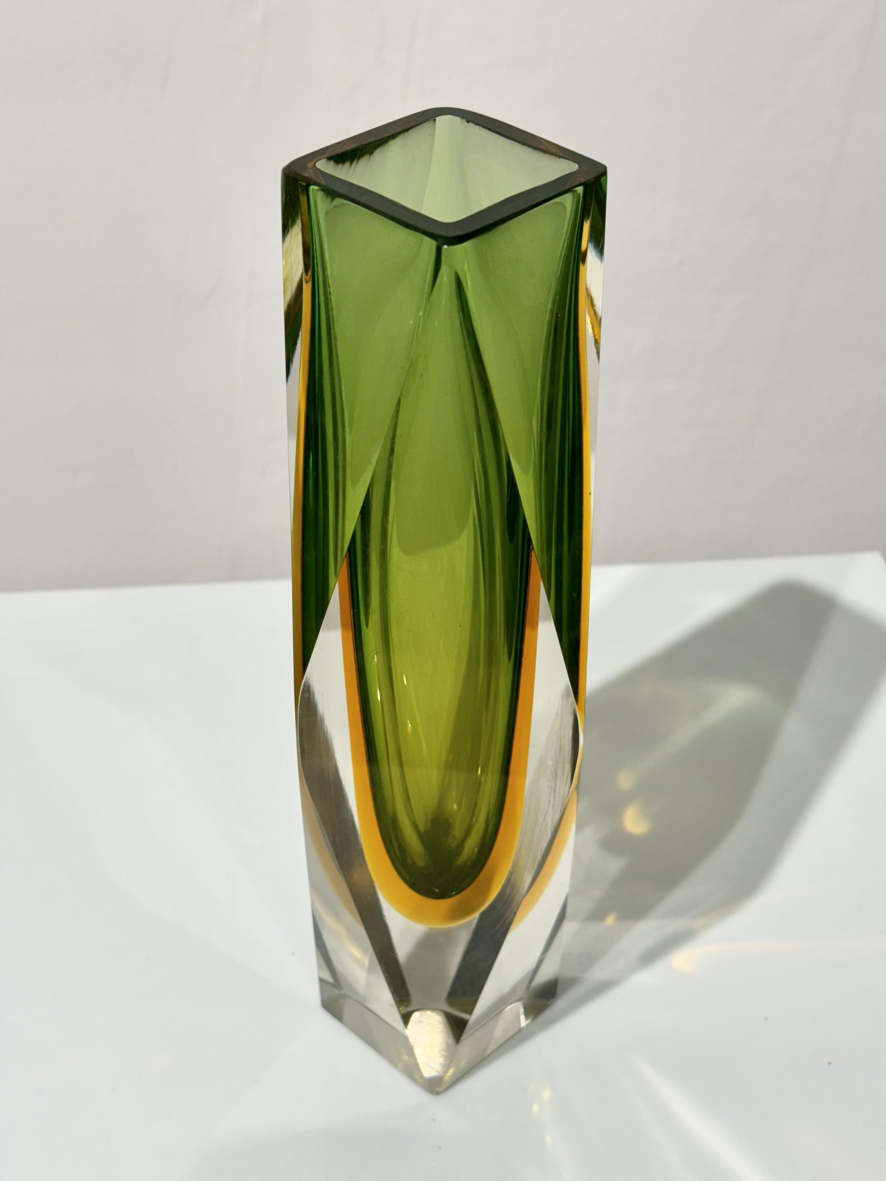 italien Grand vase en verre de Murano, Sommerso, 1970 en vente