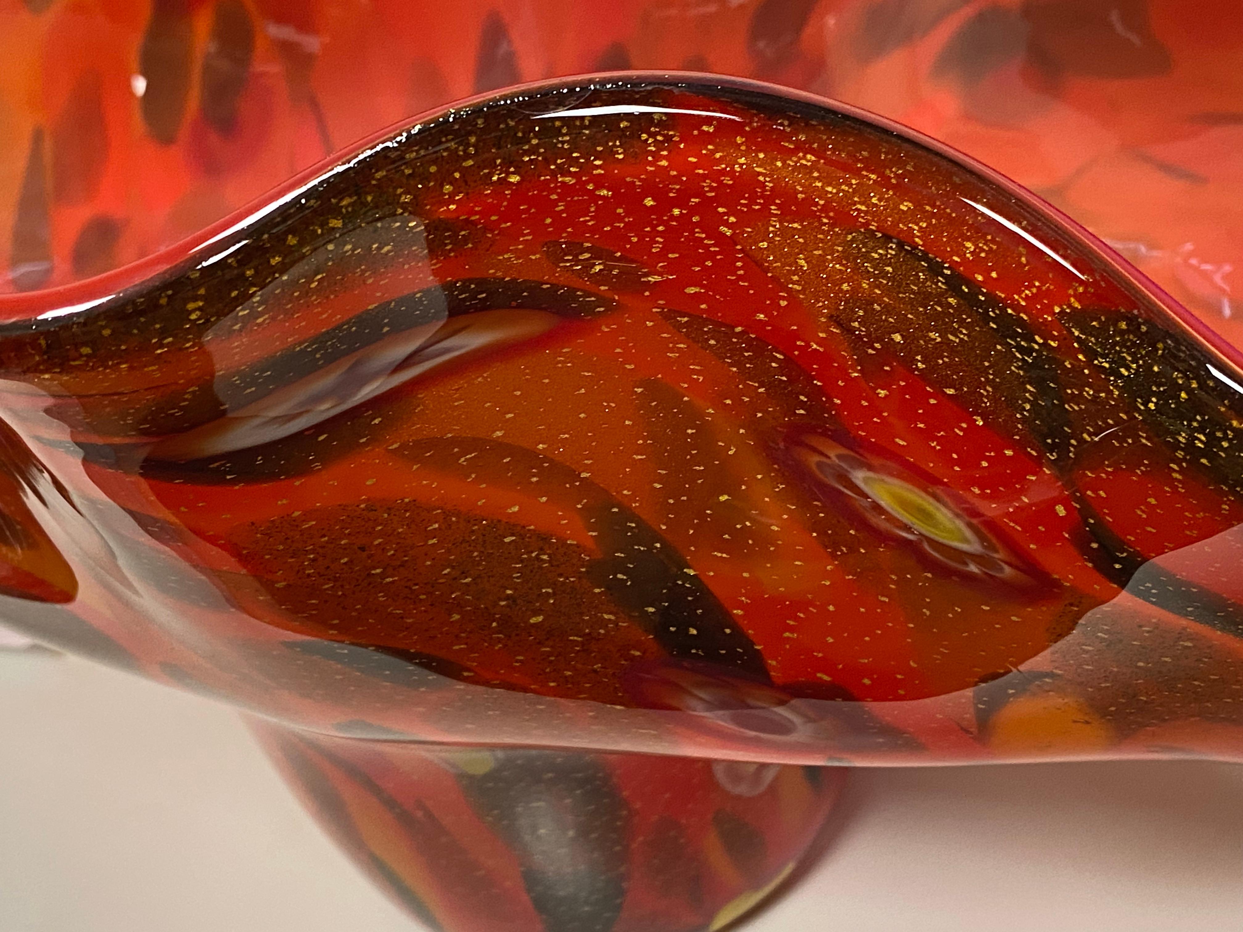 Große Murano-Glasvase mit polychromen und Muranoglas-Einschlüssen im Angebot 1