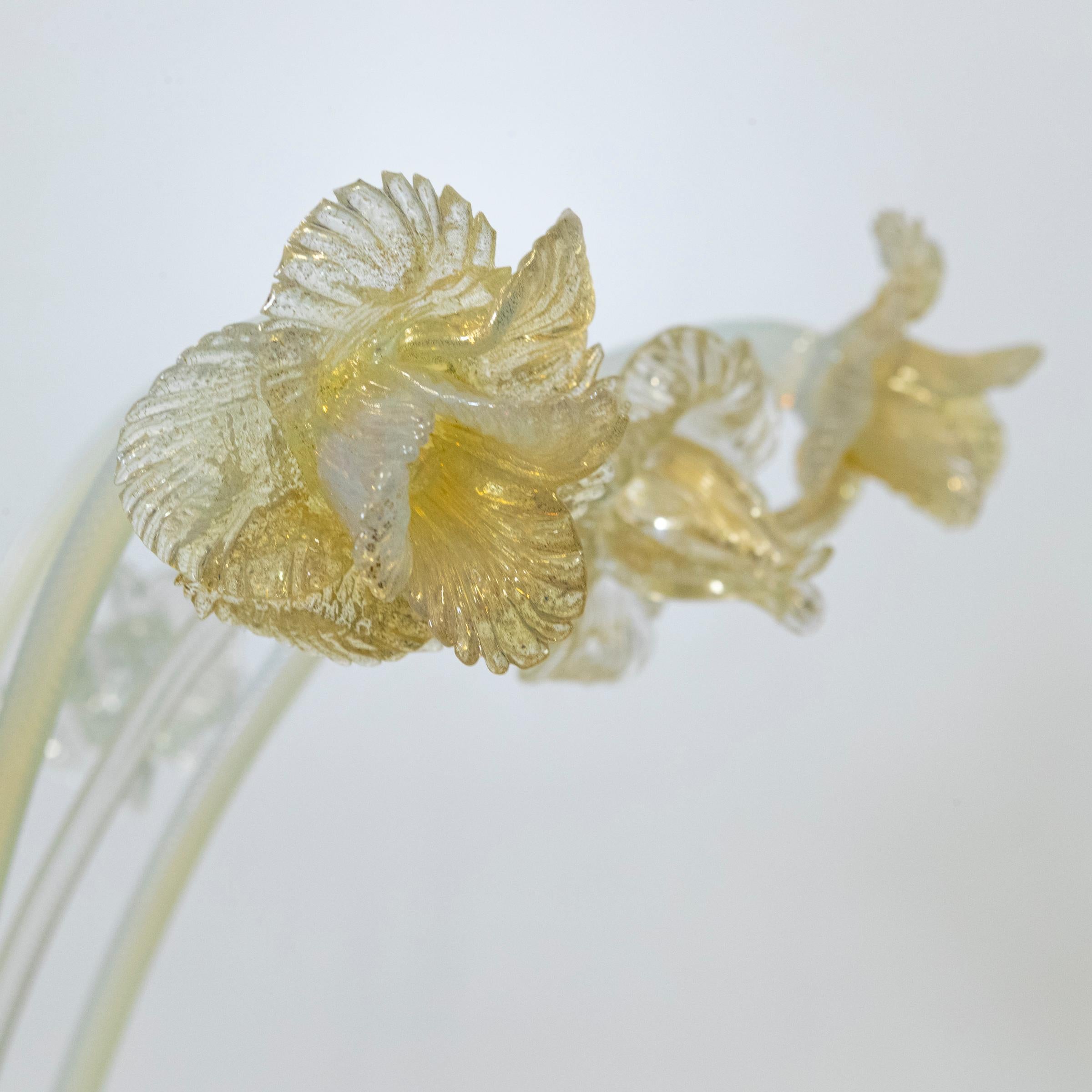 Large Murano Glass White & Gold Chandelier  Floral Venetian Light in vendita 7