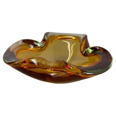 Large Murano Glass "Yellow" Bowl Element Shell Ashtray Murano, Italy, 1970