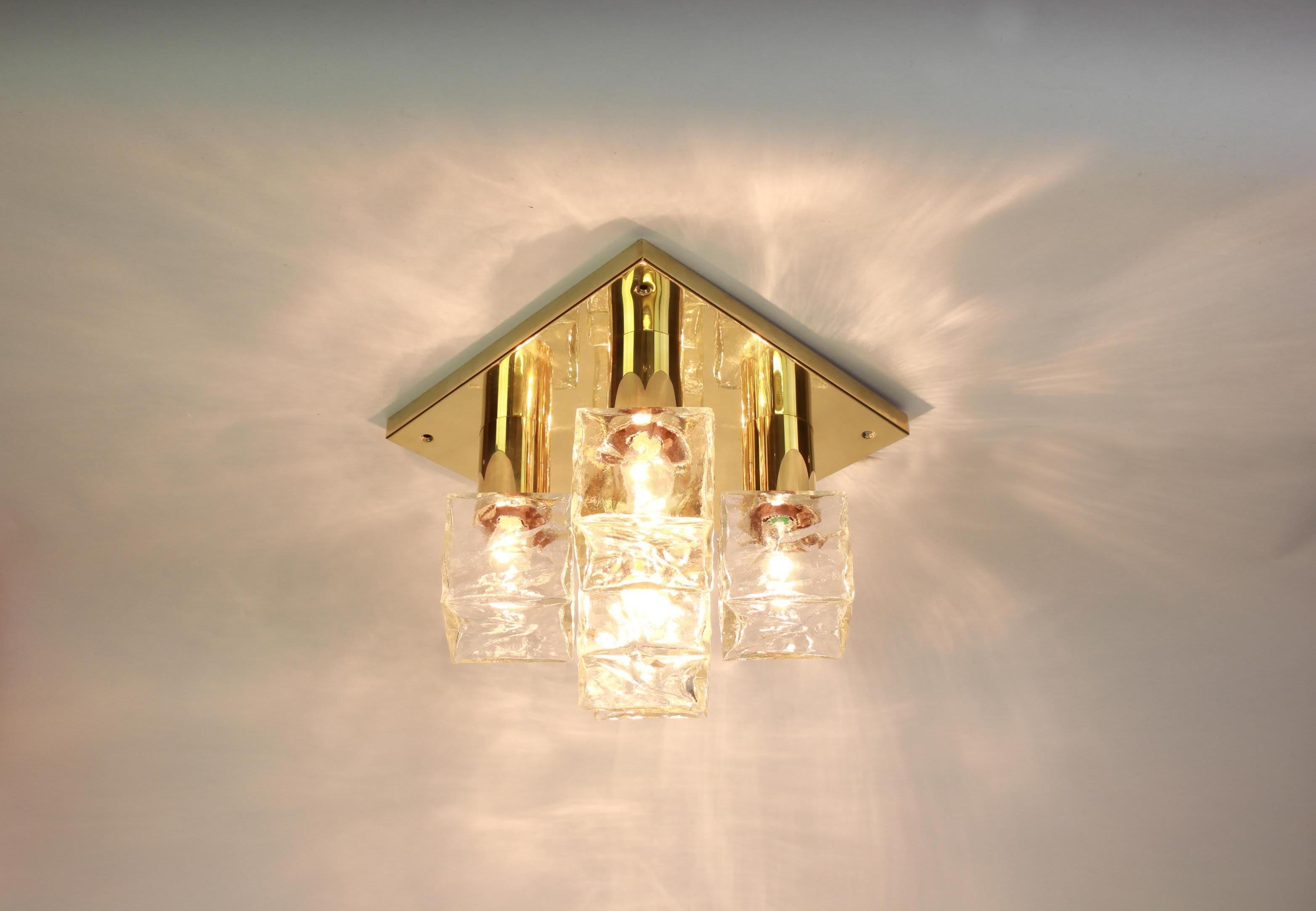 Grand luminaire encastré en verre de glace de Murano par Kalmar, Autriche, années 1960 en vente 3