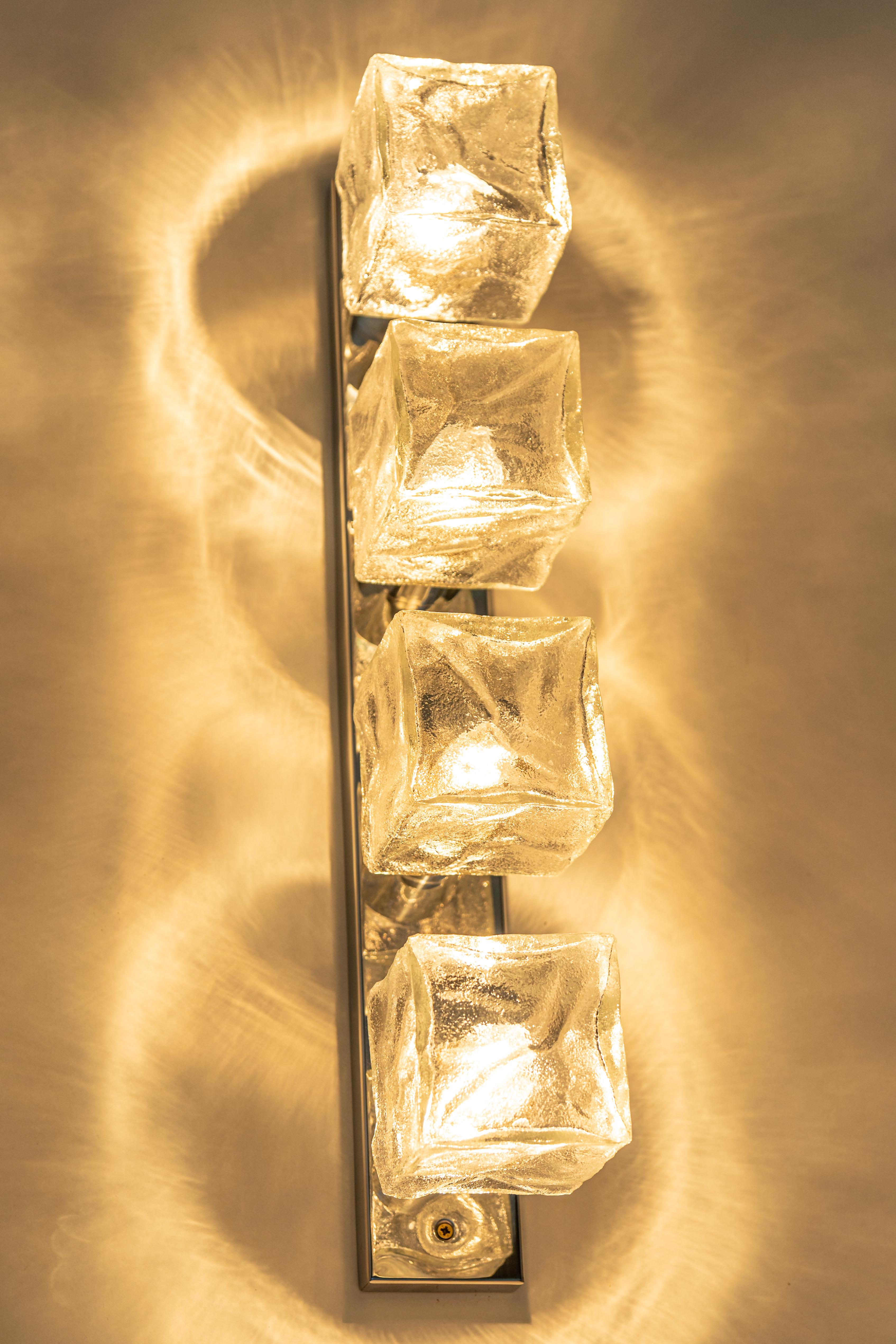 Large Murano Ice Glass Wall Light by Kalmar Cube, Austria, 1960s For Sale 3