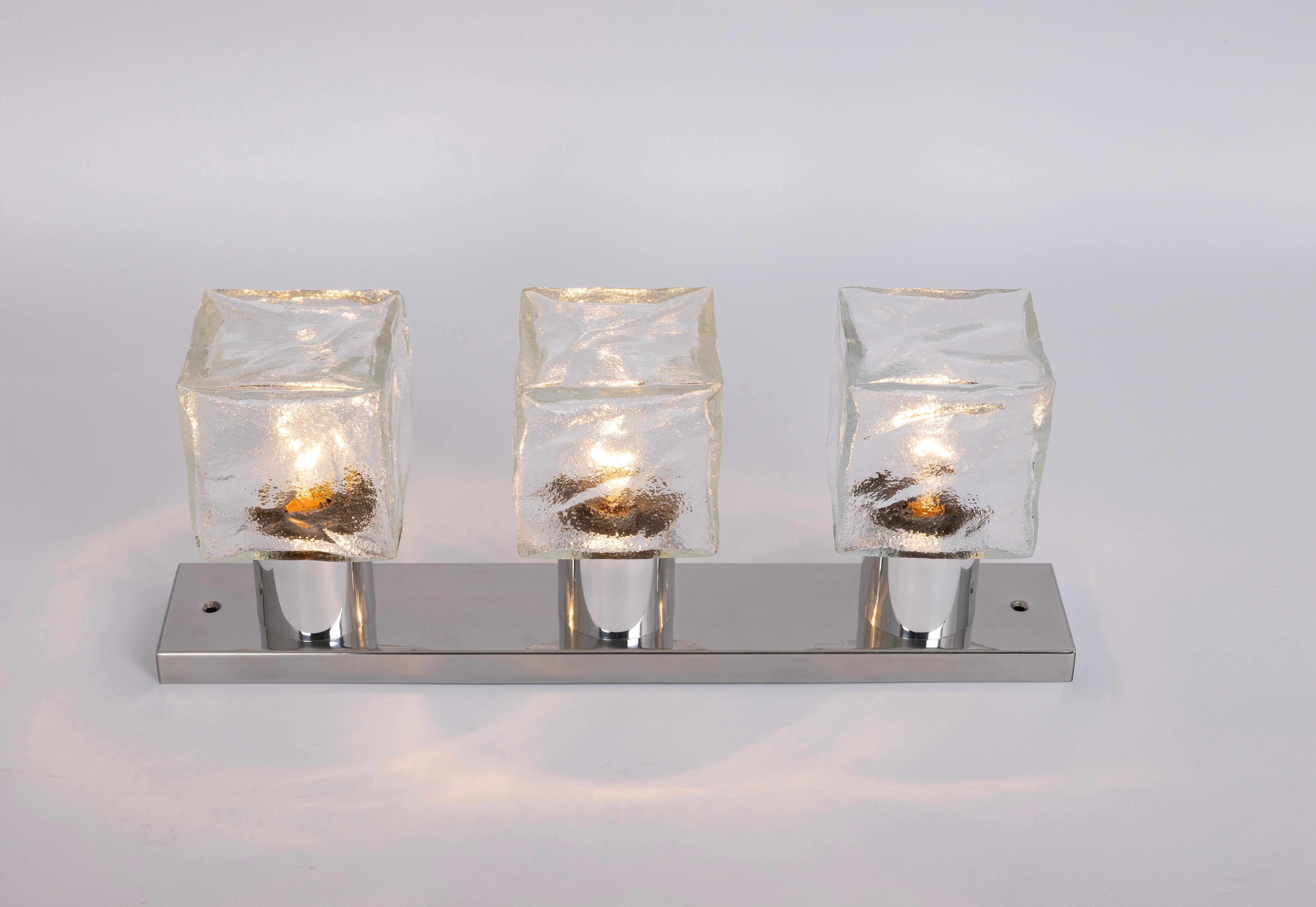 Gran aplique de cristal de Murano de Kalmar Cube, Austria, años 60 en Bueno estado para la venta en Aachen, NRW