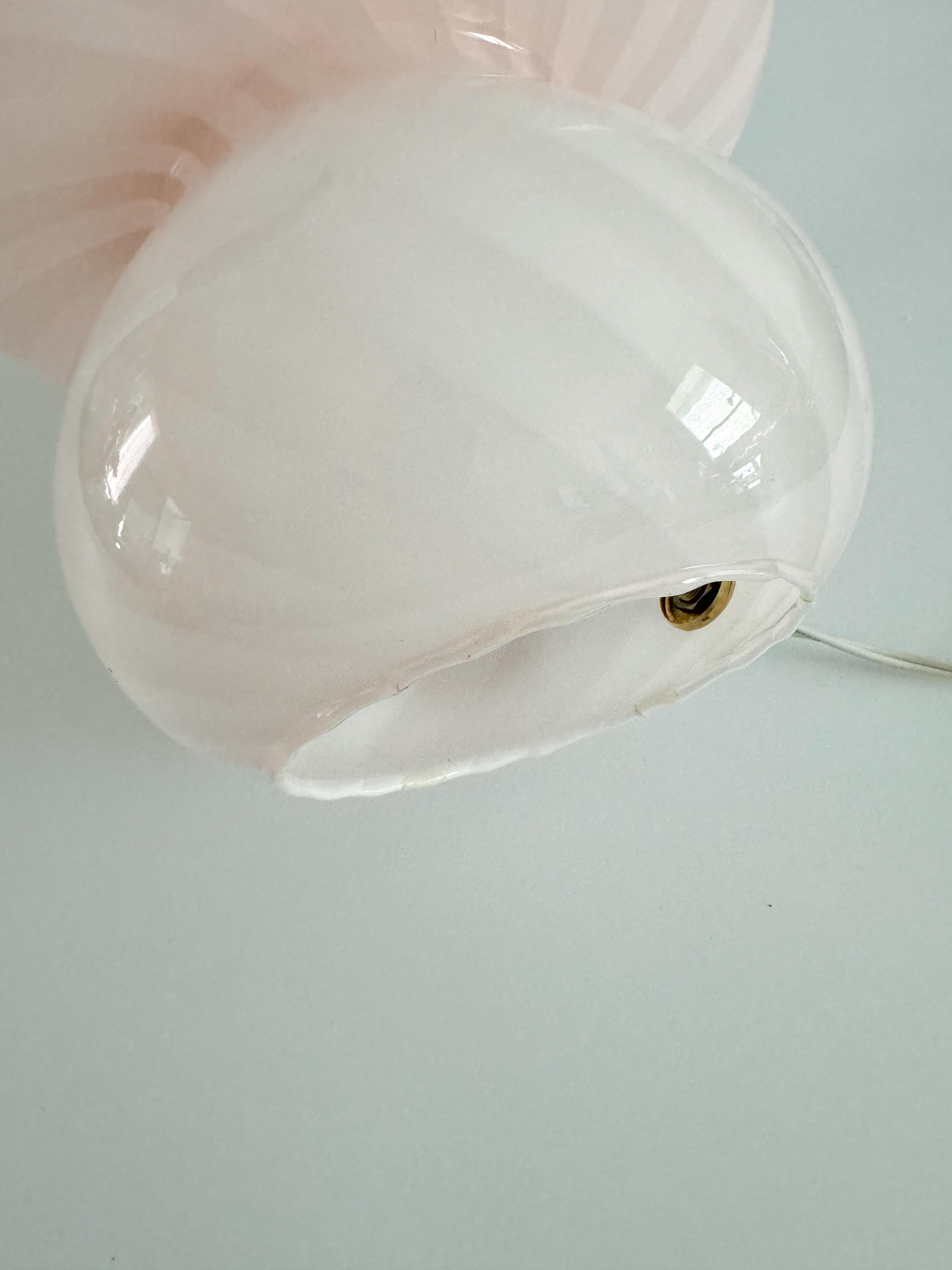 Large Murano Mushroom Light Pink Swirl Glass Fungo Table Lamp In Good Condition In Toronto, CA