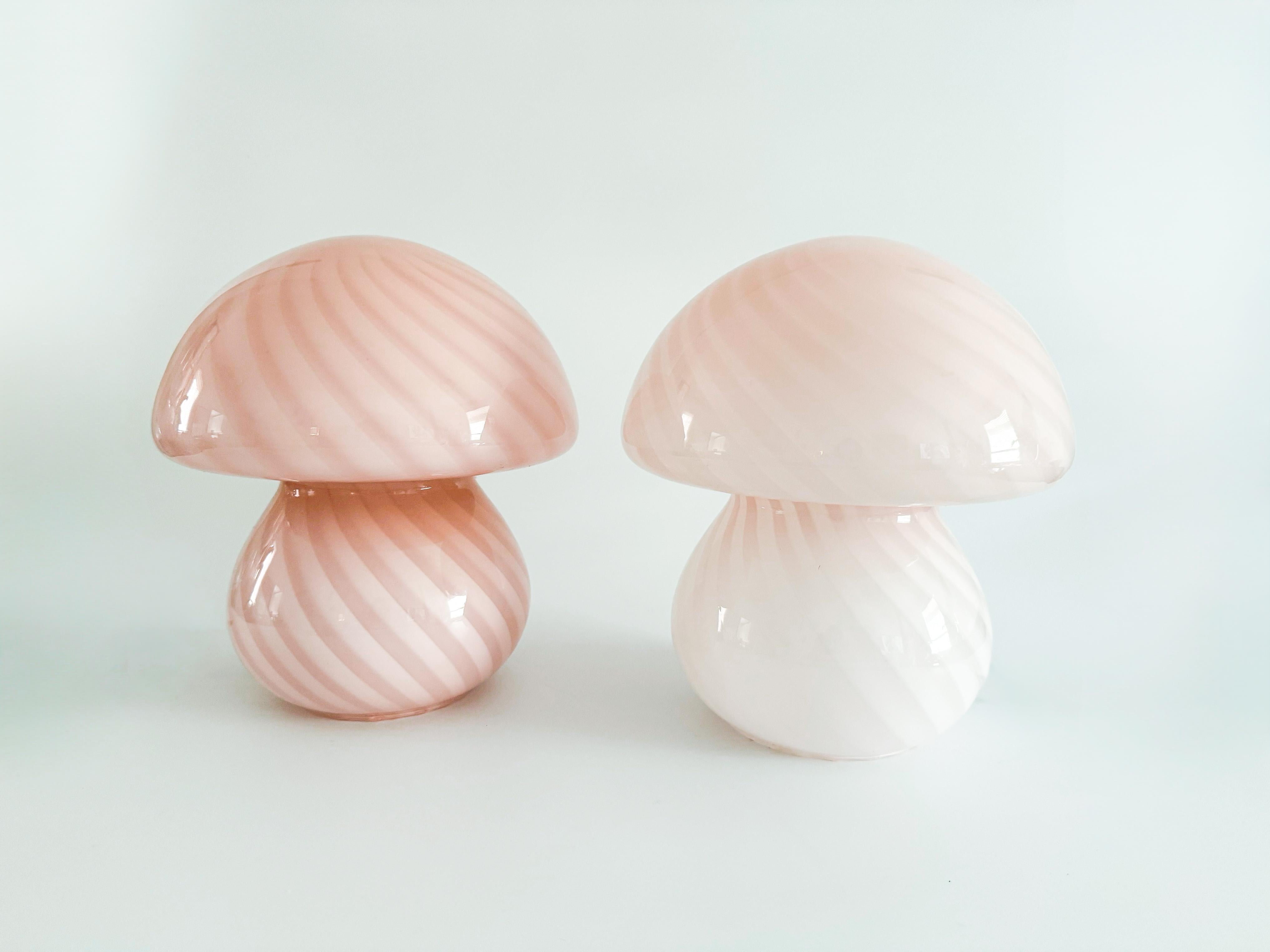 Art Glass Large Murano Mushroom Light Pink Swirl Glass Fungo Table Lamp