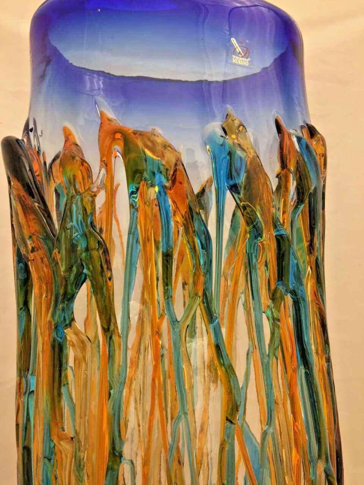 Große abstrakte mehrfarbige Murano-Kunstglasvase Oceanos aus Muranoglas, signiert Vetro Artistico, signiert (Italienisch) im Angebot