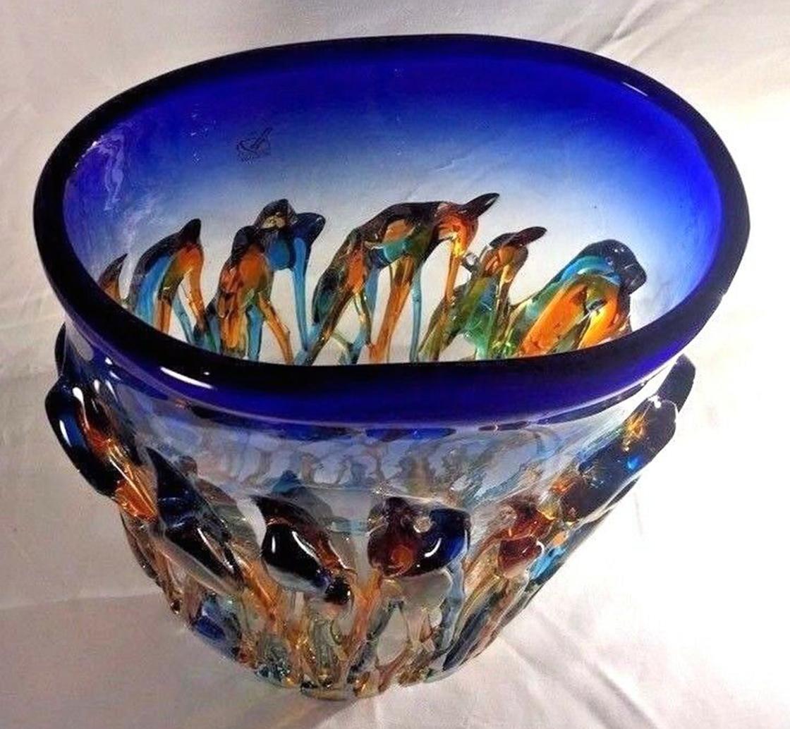 Large Murano Oceanos Abstract Multi-Color Art Glass Vase Signed Vetro Artistico In Excellent Condition For Sale In Montreal, QC