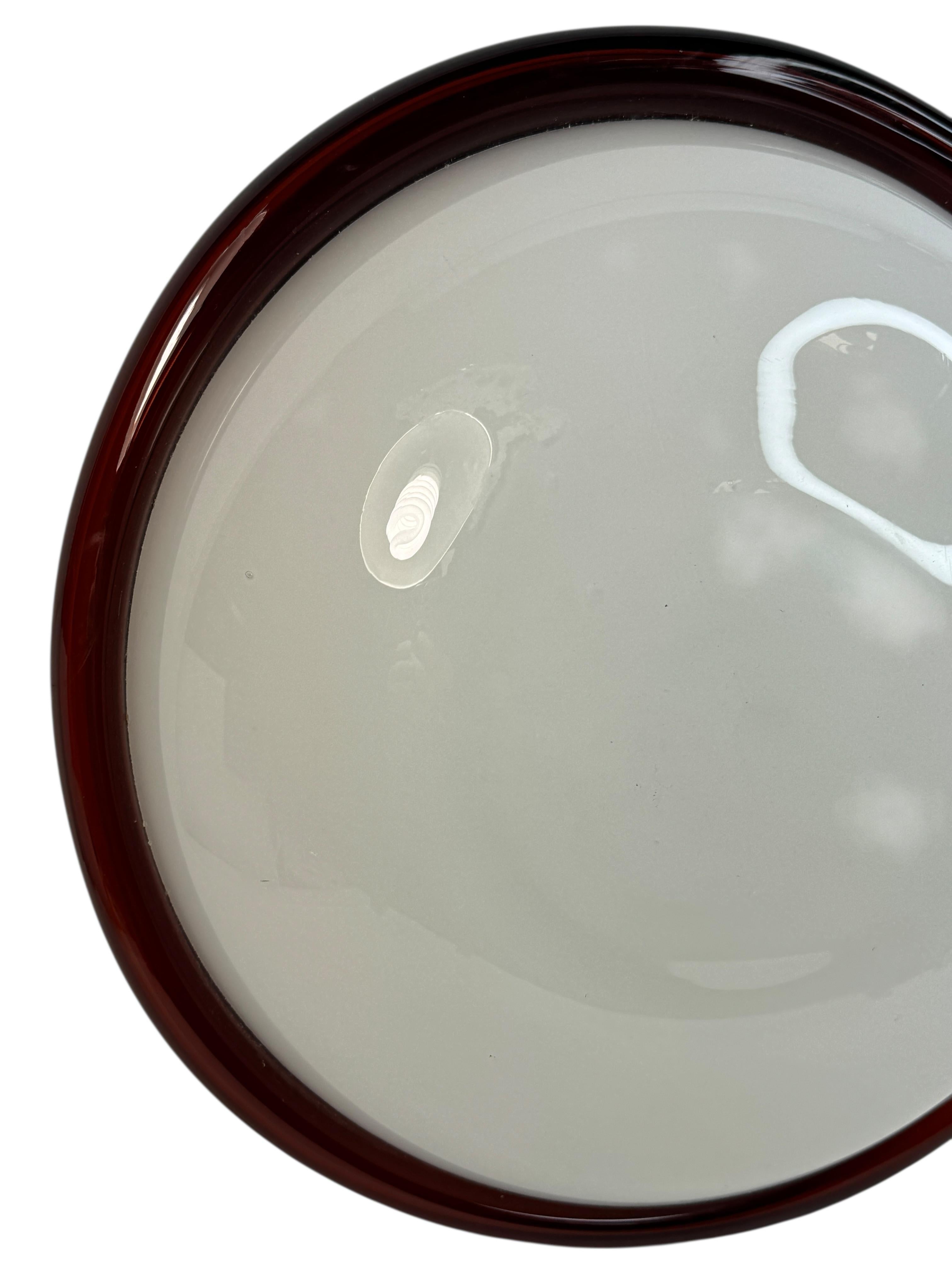 Große Murano Opalglas & braunen Streifen Flush Mount Made by Itre Italien 1980er (Italienisch) im Angebot