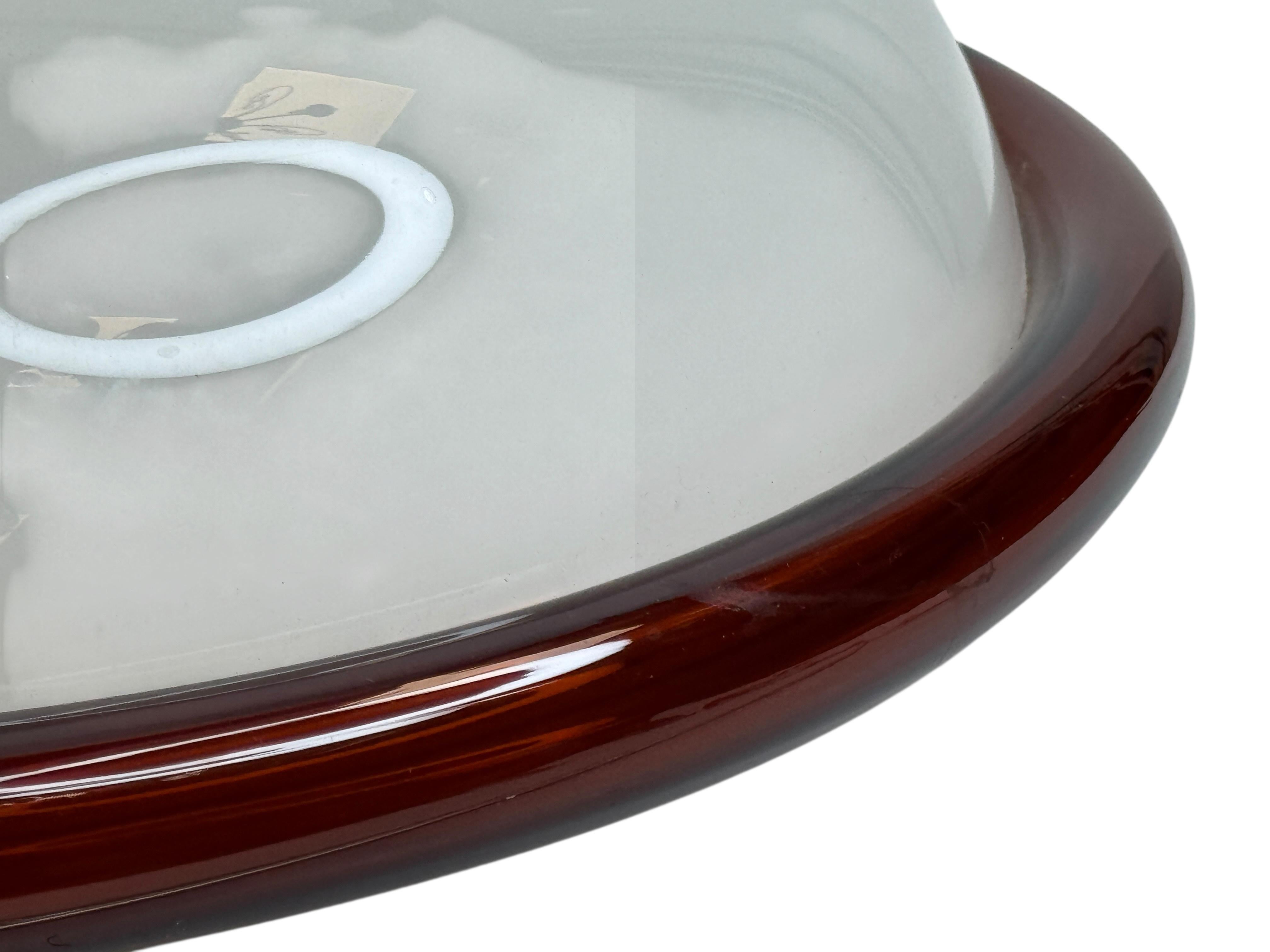 Große Murano Opalglas & braunen Streifen Flush Mount Made by Itre Italien 1980er im Angebot 2