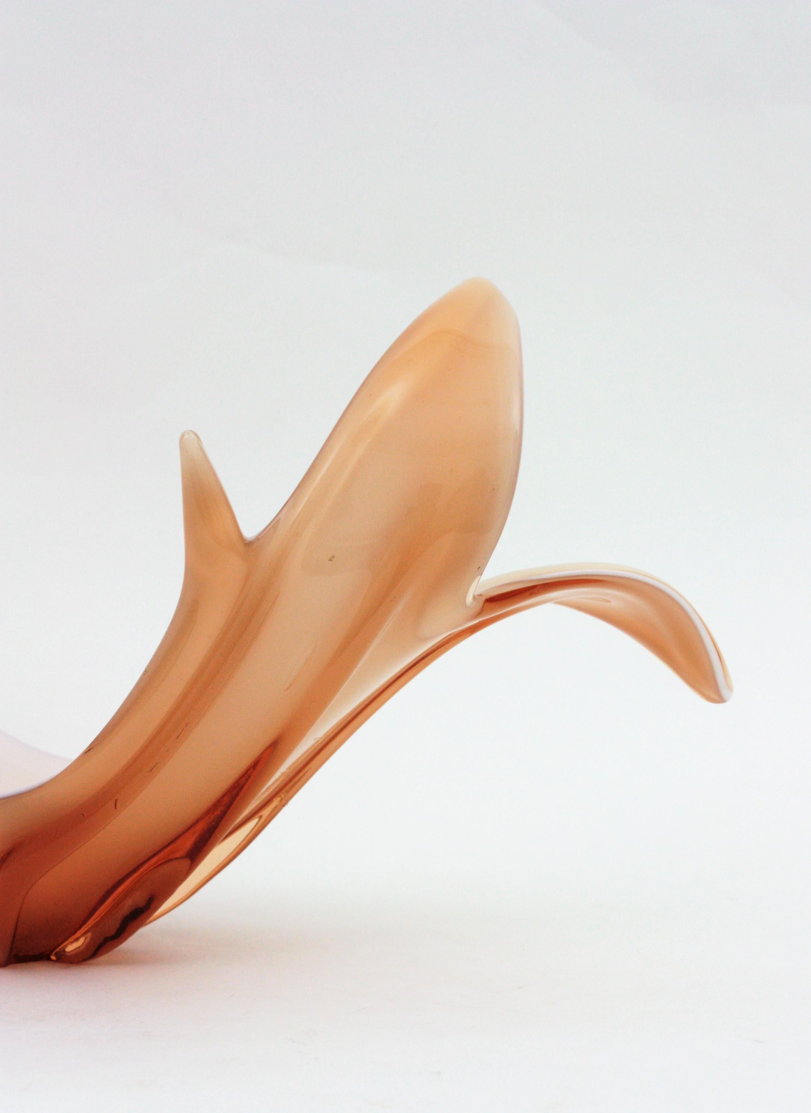 Large Murano Peach White Italian Art Glass Centerpiece Vase Organic Design For Sale 1