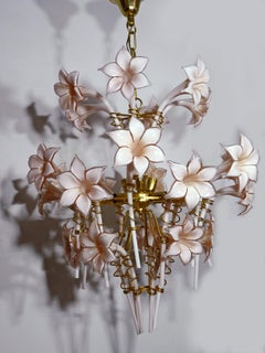 Grand lustre sculptural en verre d'art de Murano rose Lilly de Franco Luce et laiton doré