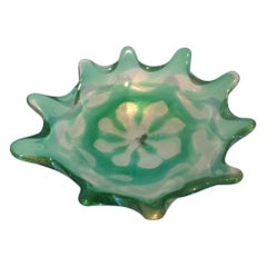 Large Murano Sculptural Bowl in Gold and Green, circa 1950s