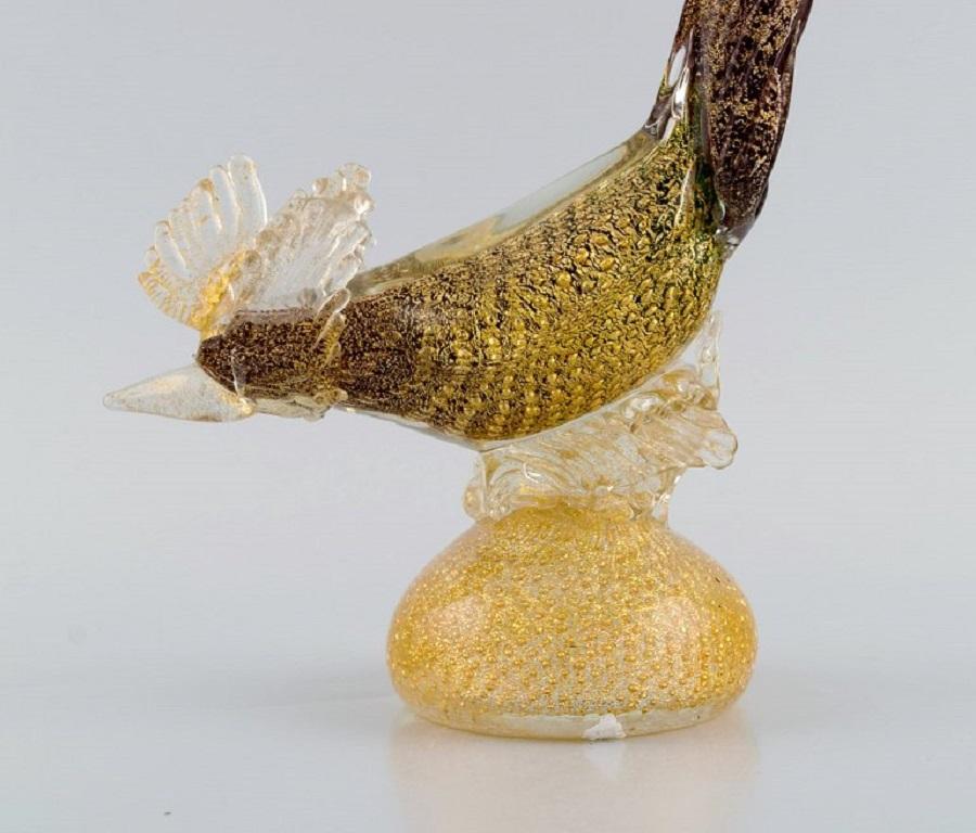 Large Murano sculpture in mouth-blown art glass. Exotic bird. 1960s.
Measures: 37 x 27 cm.
In excellent condition.
Sticker.