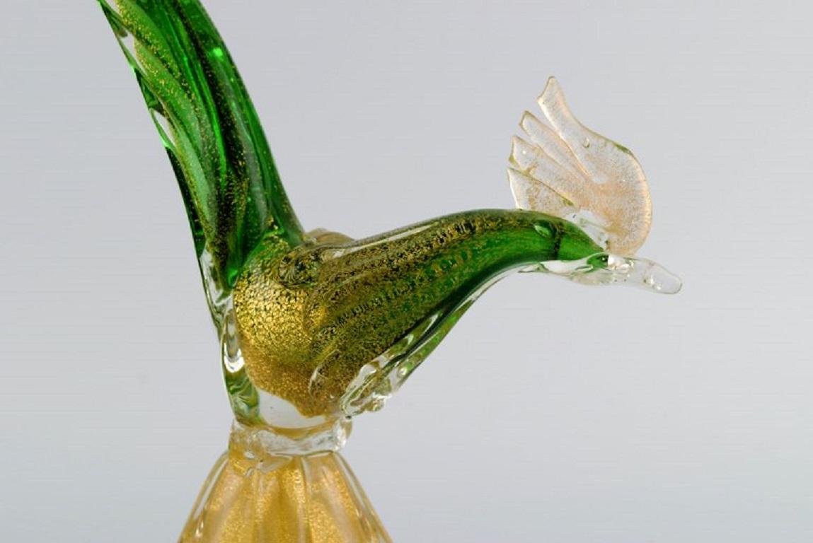 Verre d'art Grande sculpture de Murano en verre d'art soufflé à la bouche, oiseau exotique, années 1960 en vente