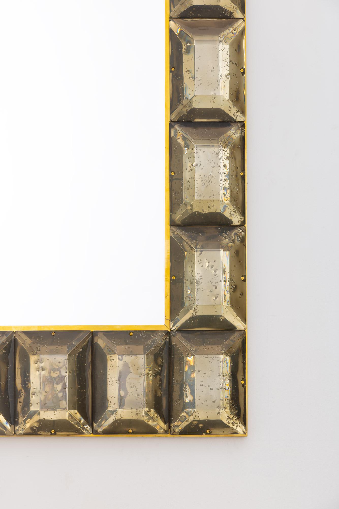 italien Grand motif de diamants en verre de Murano fumé, en stock. en vente