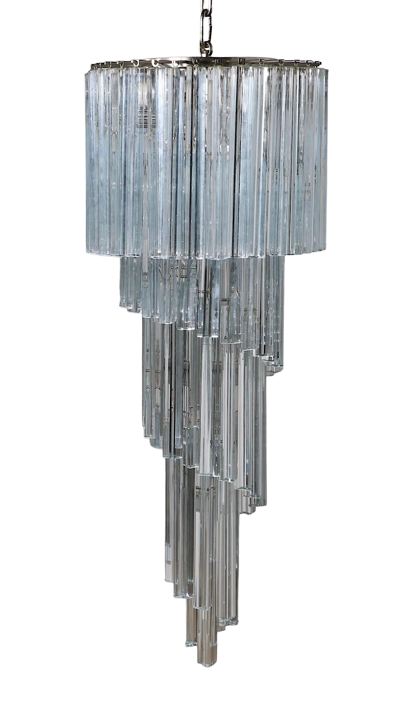 Large Murano Swirl Chandelier with Triedi Form Glass Prisms  For Sale 7
