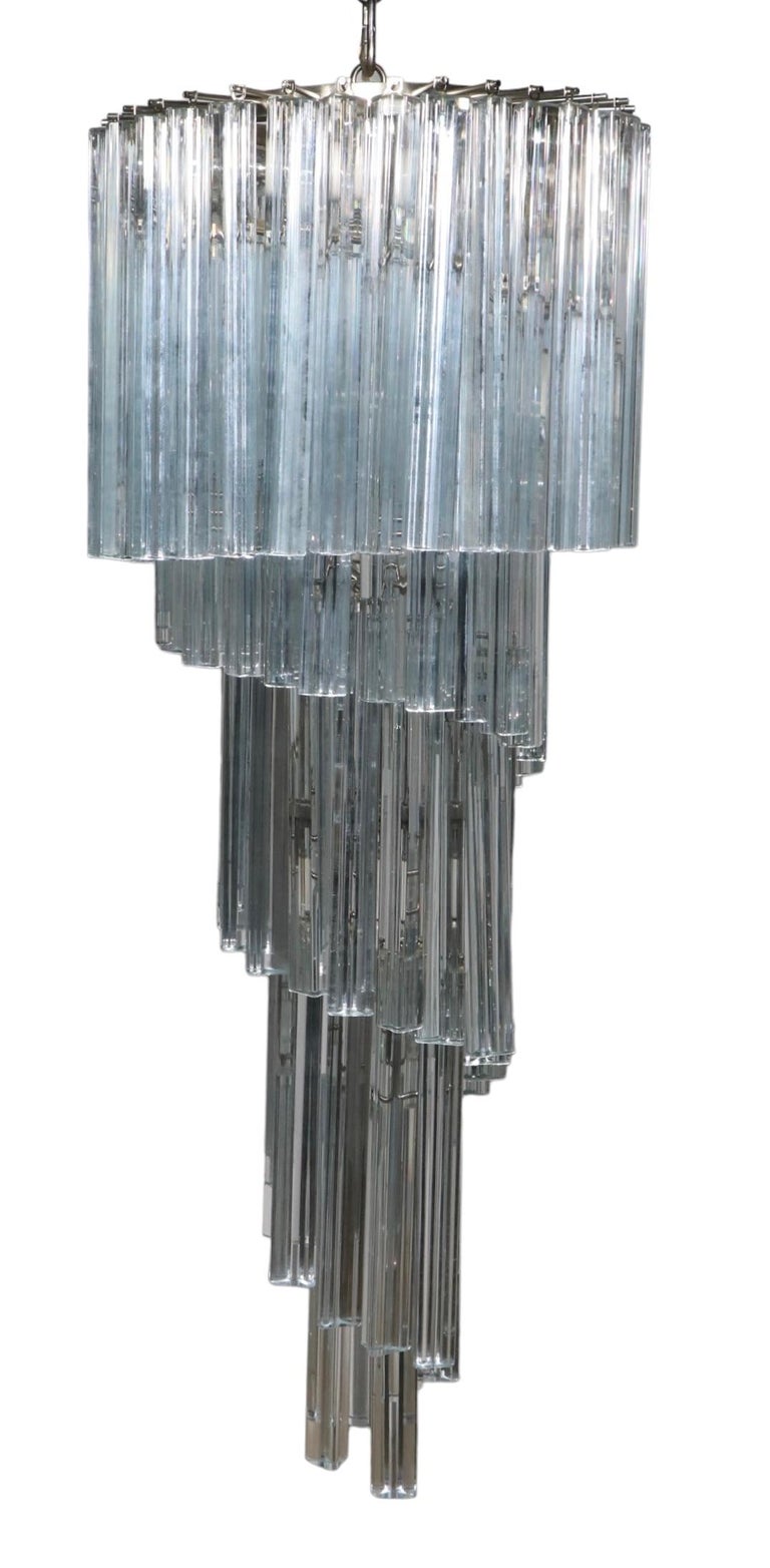 Large Murano Swirl Chandelier with Triedi Form Glass Prisms For Sale at